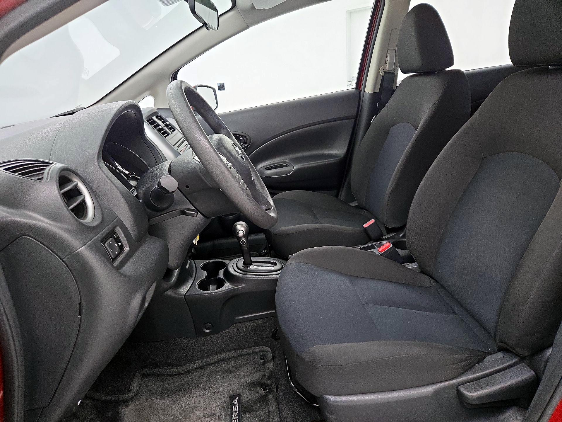Thumbnail: 2017 Nissan Versa Note - 11