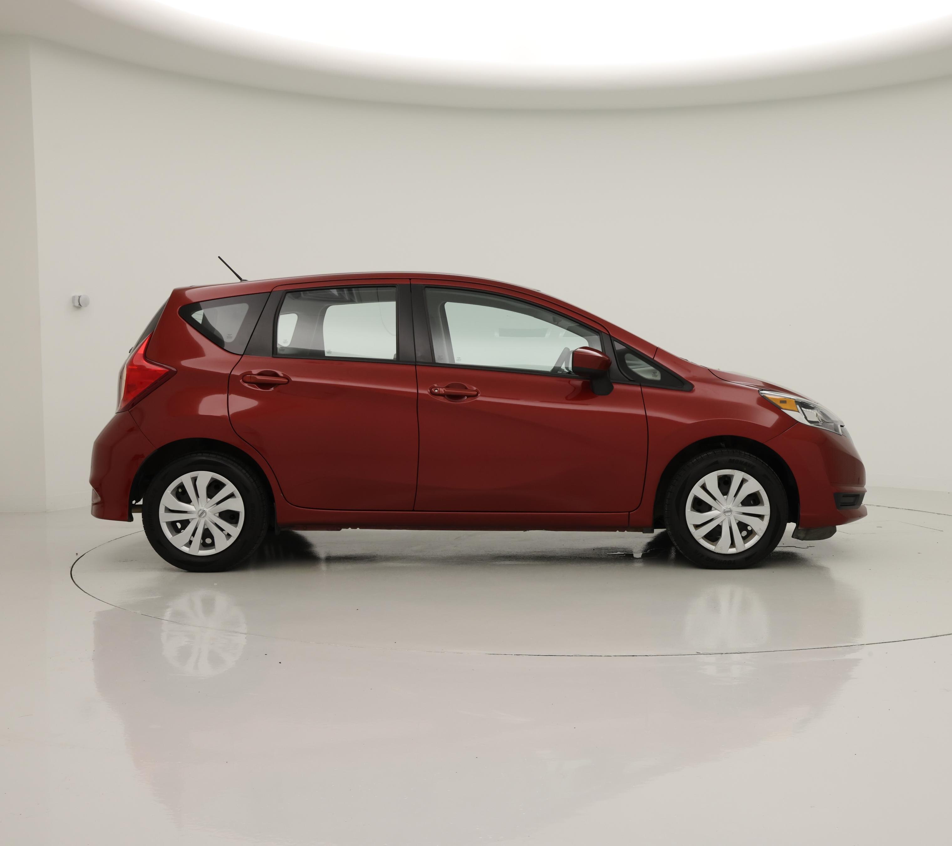Thumbnail: 2017 Nissan Versa Note - 7