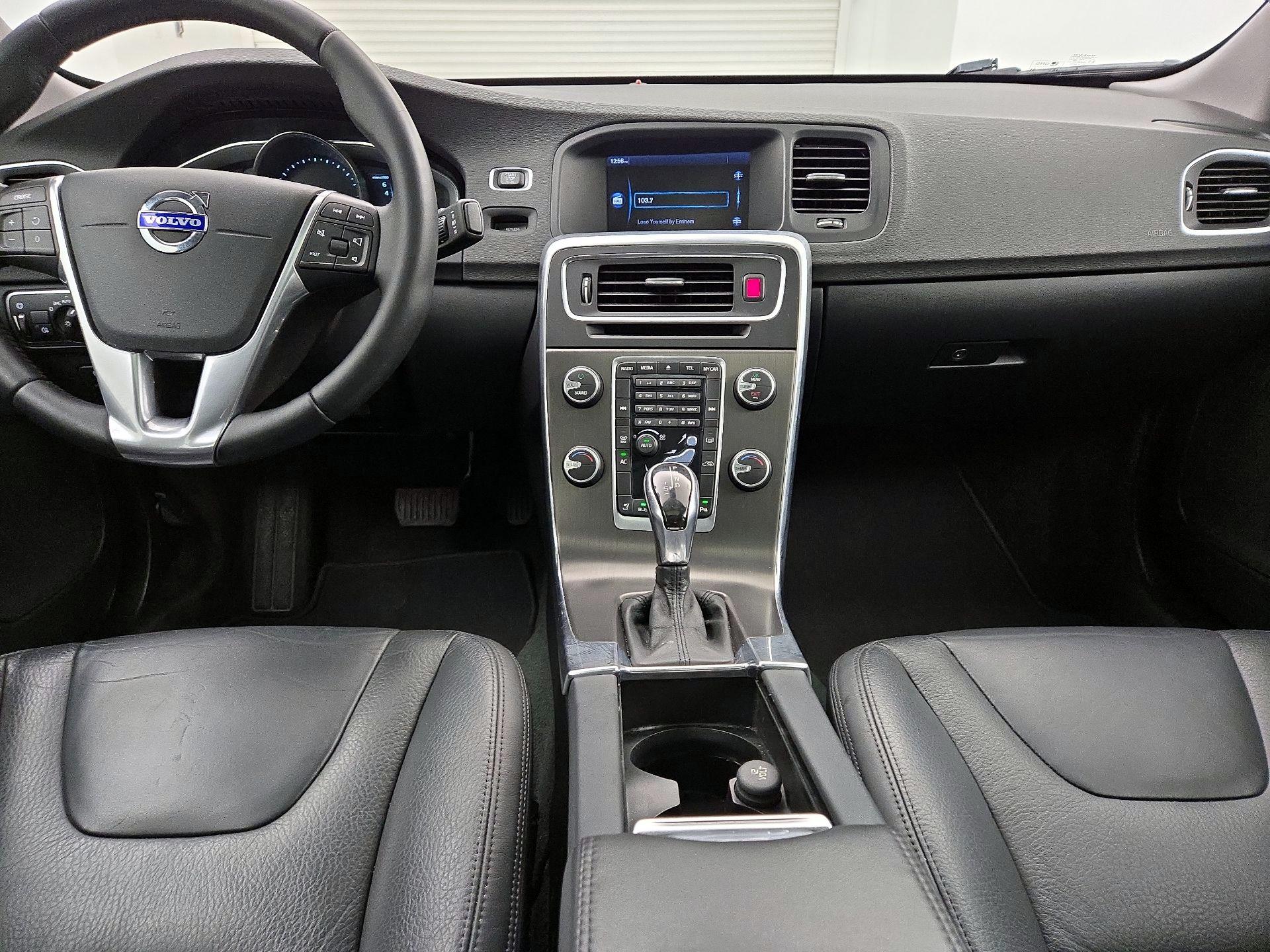 Thumbnail: 2014 Volvo S60 - 9