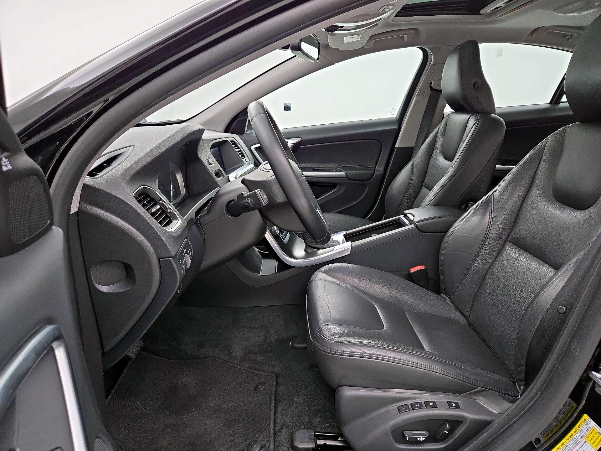 Thumbnail: 2014 Volvo S60 - 11