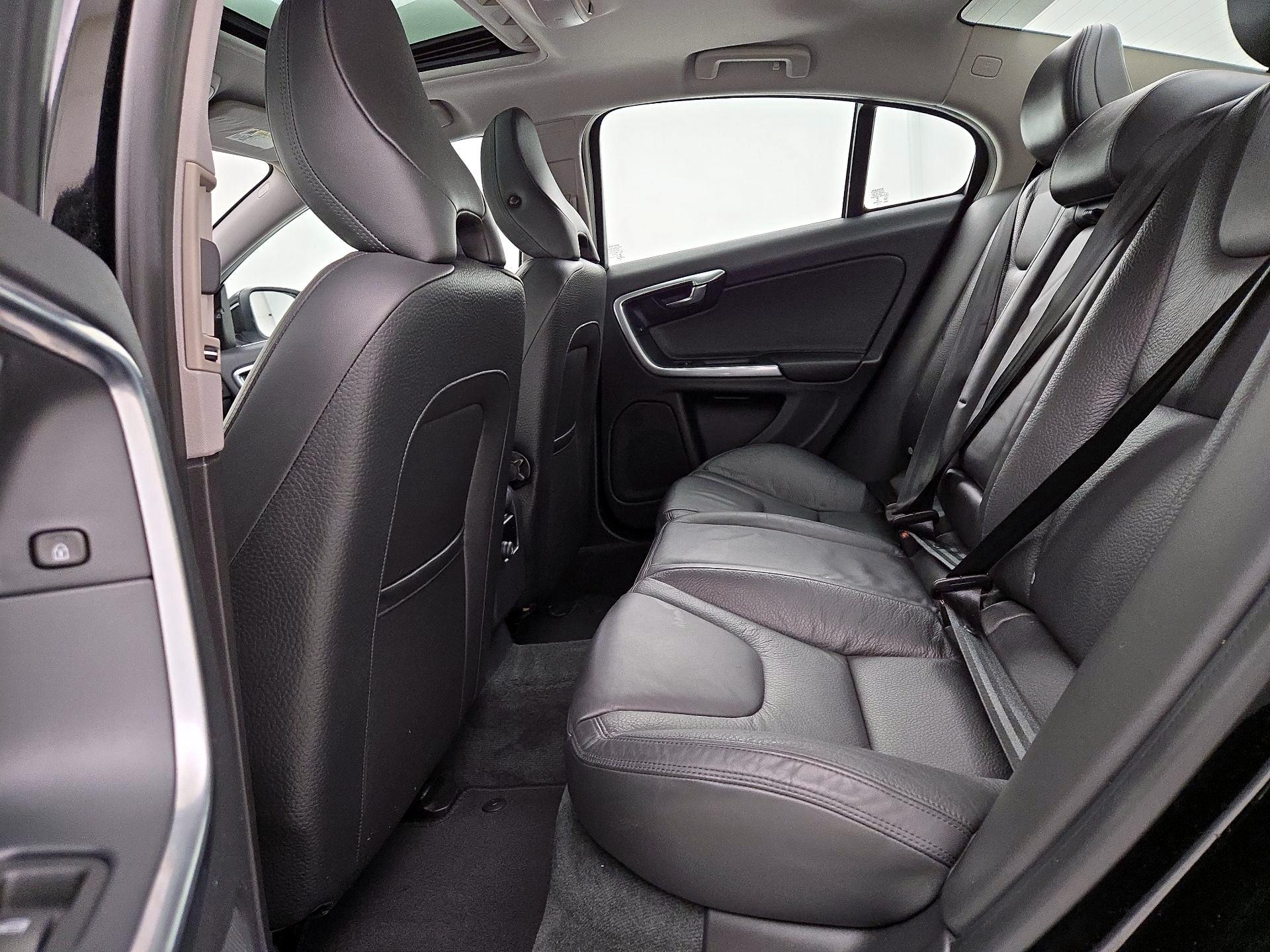 Thumbnail: 2014 Volvo S60 - 18