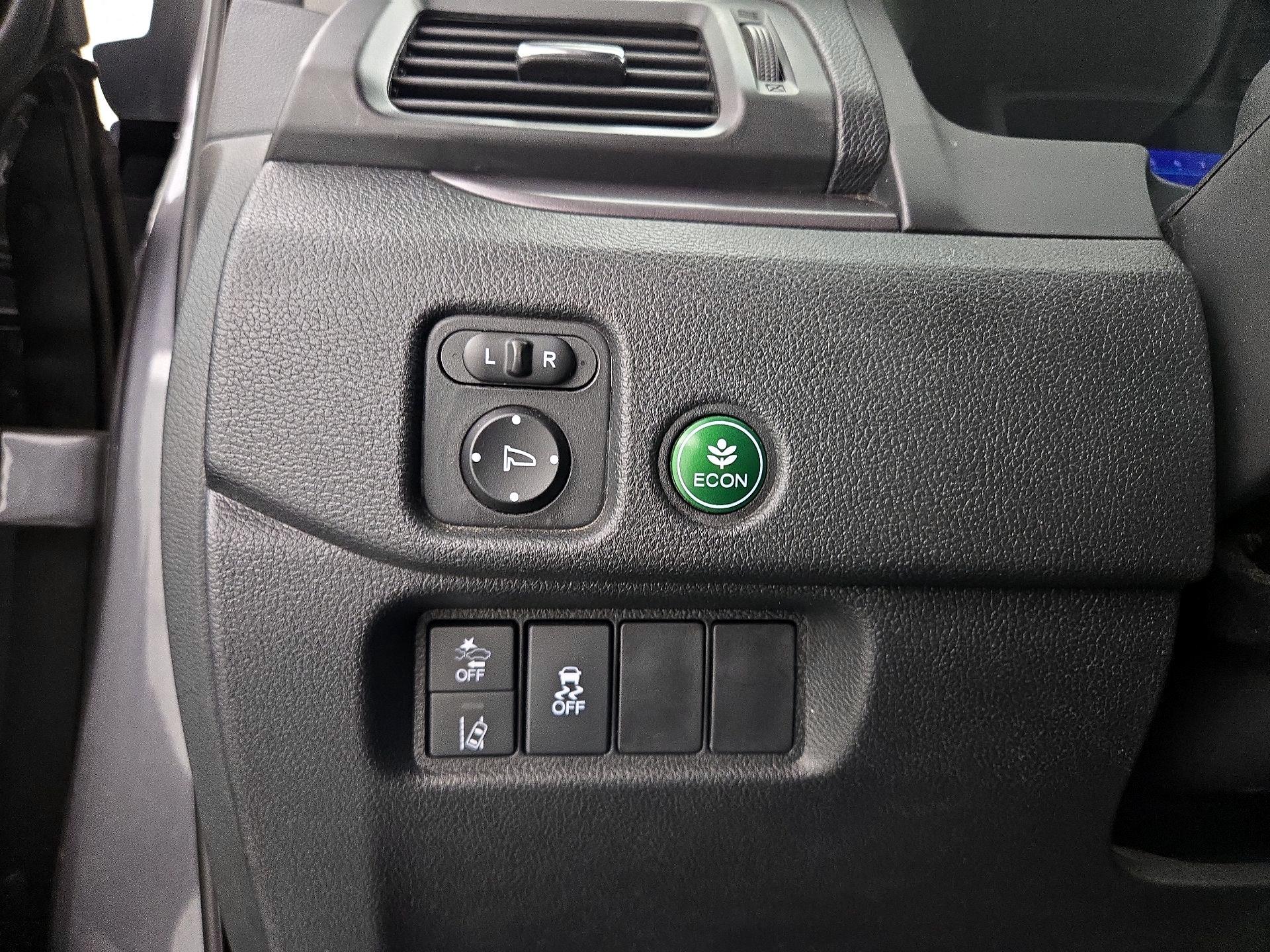 Thumbnail: 2019 Honda Pilot - 13