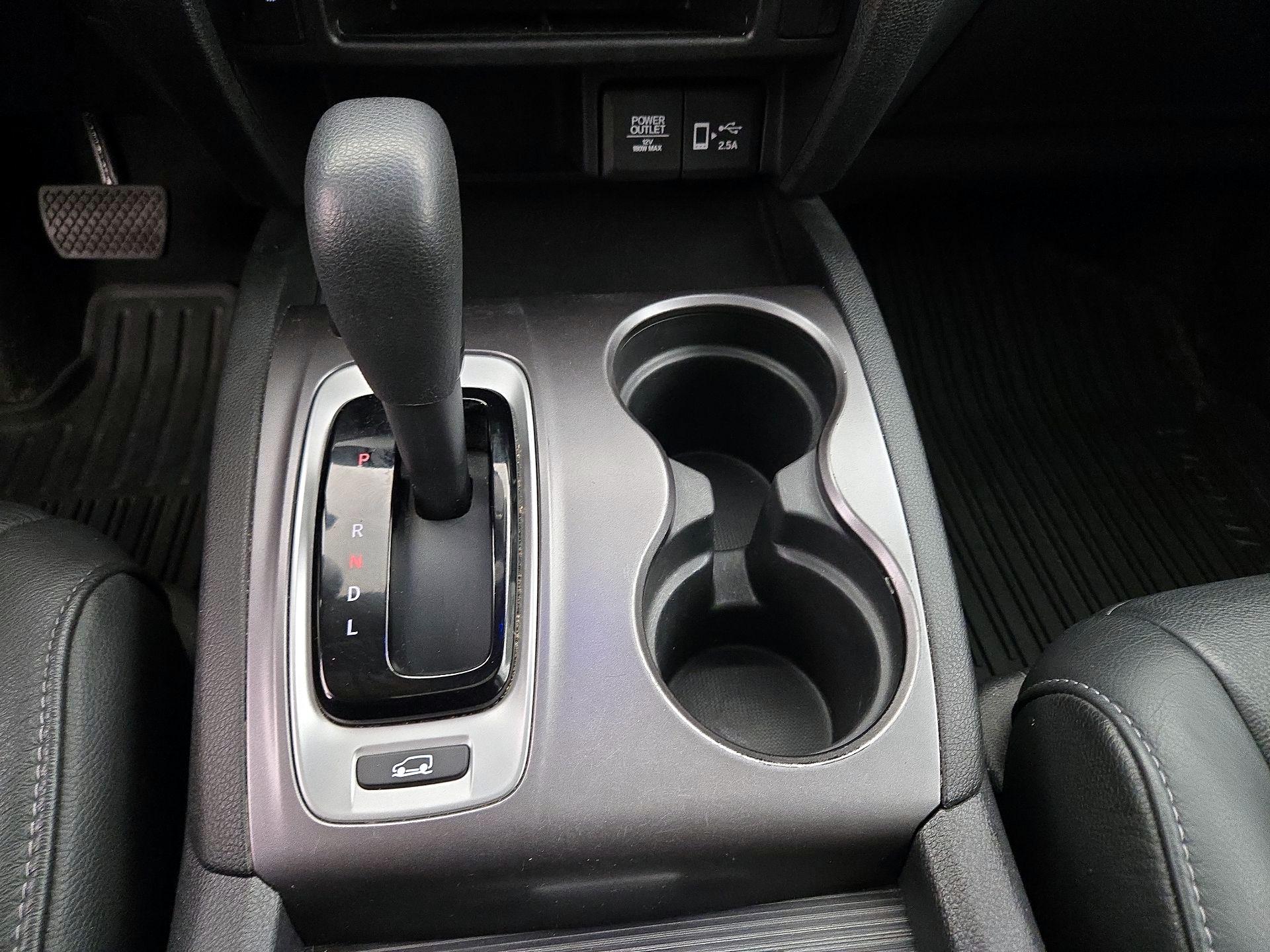 Thumbnail: 2019 Honda Pilot - 17