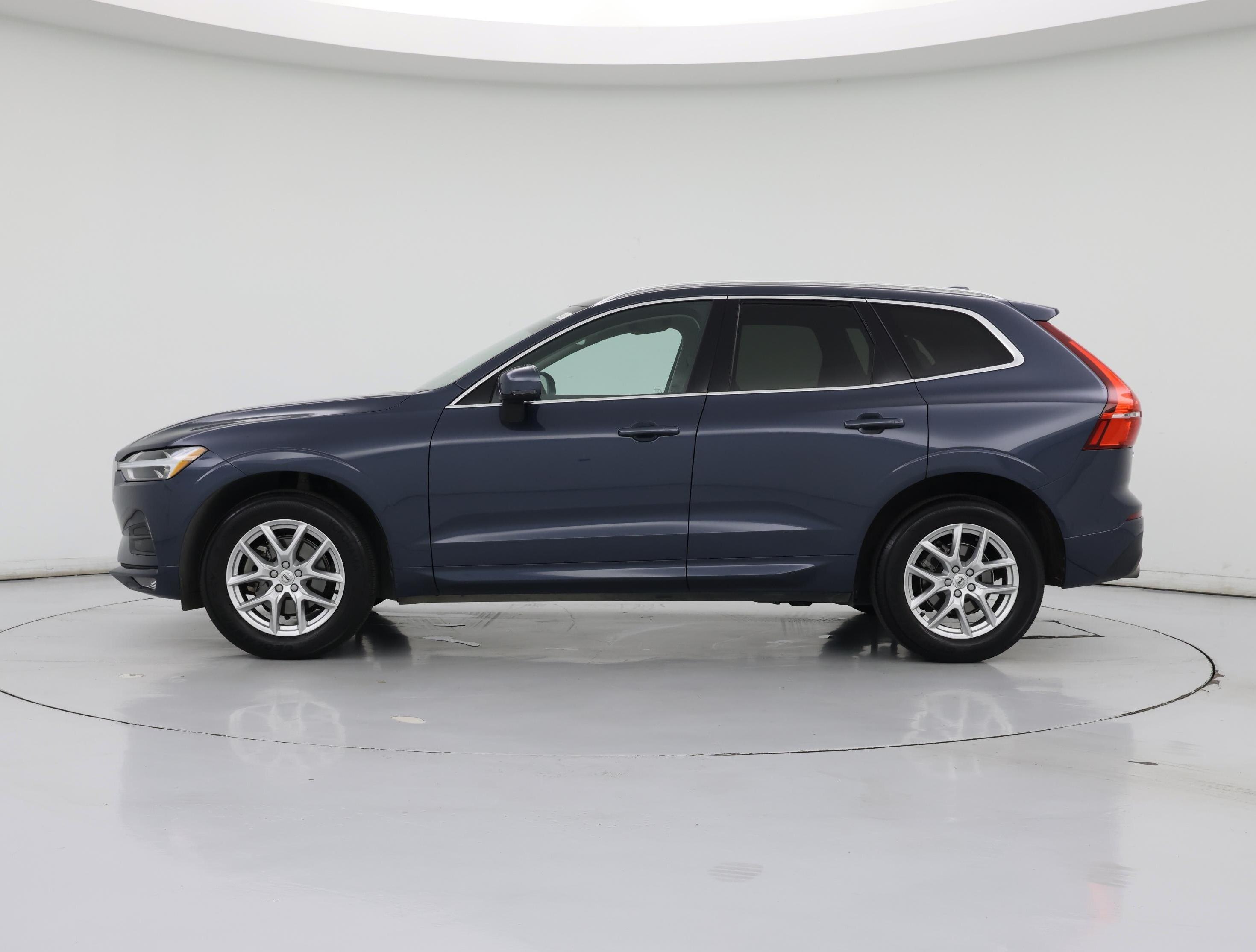 Thumbnail: 2021 Volvo XC60 - 3