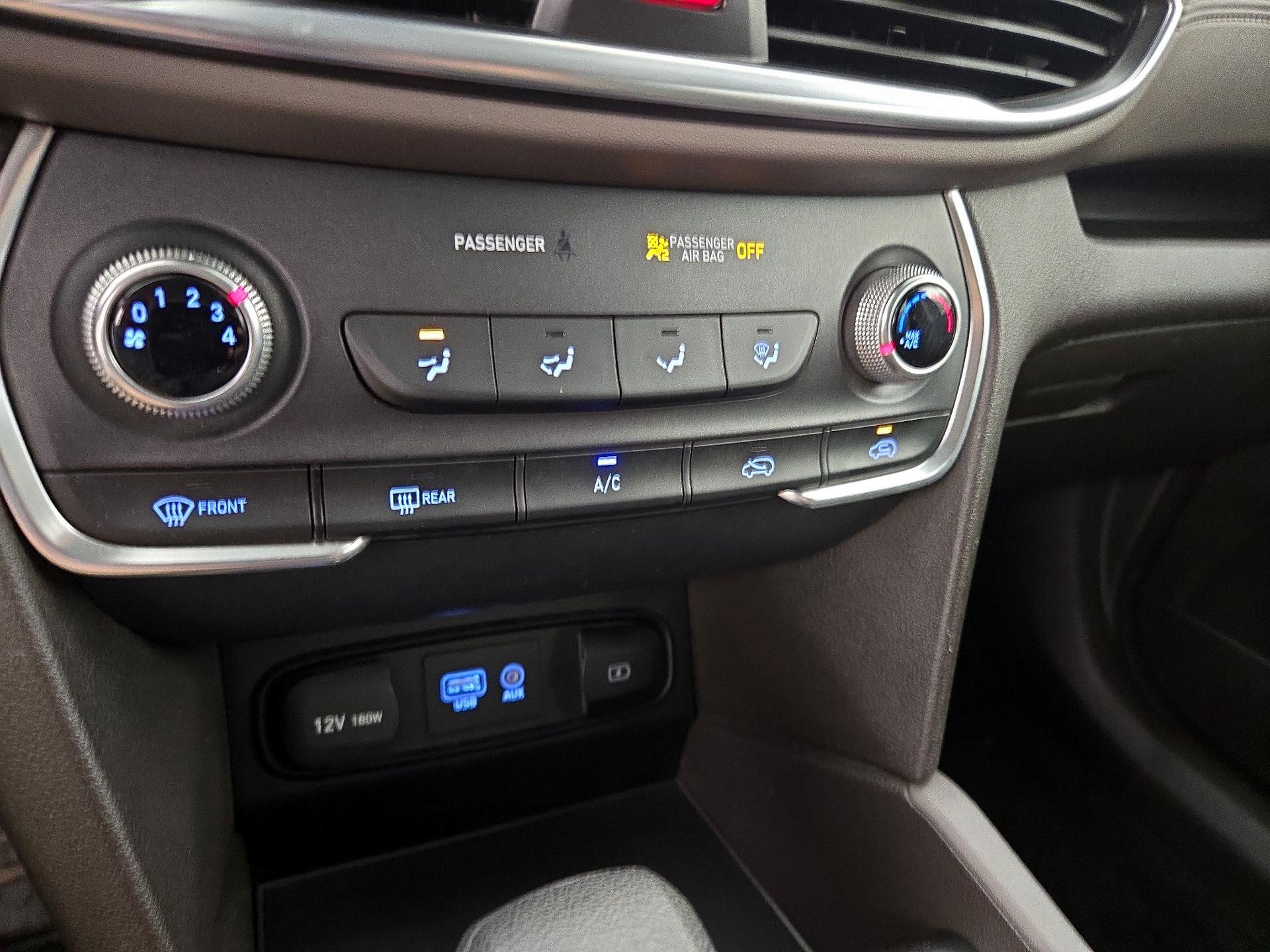 Thumbnail: 2020 Hyundai Santa Fe - 16