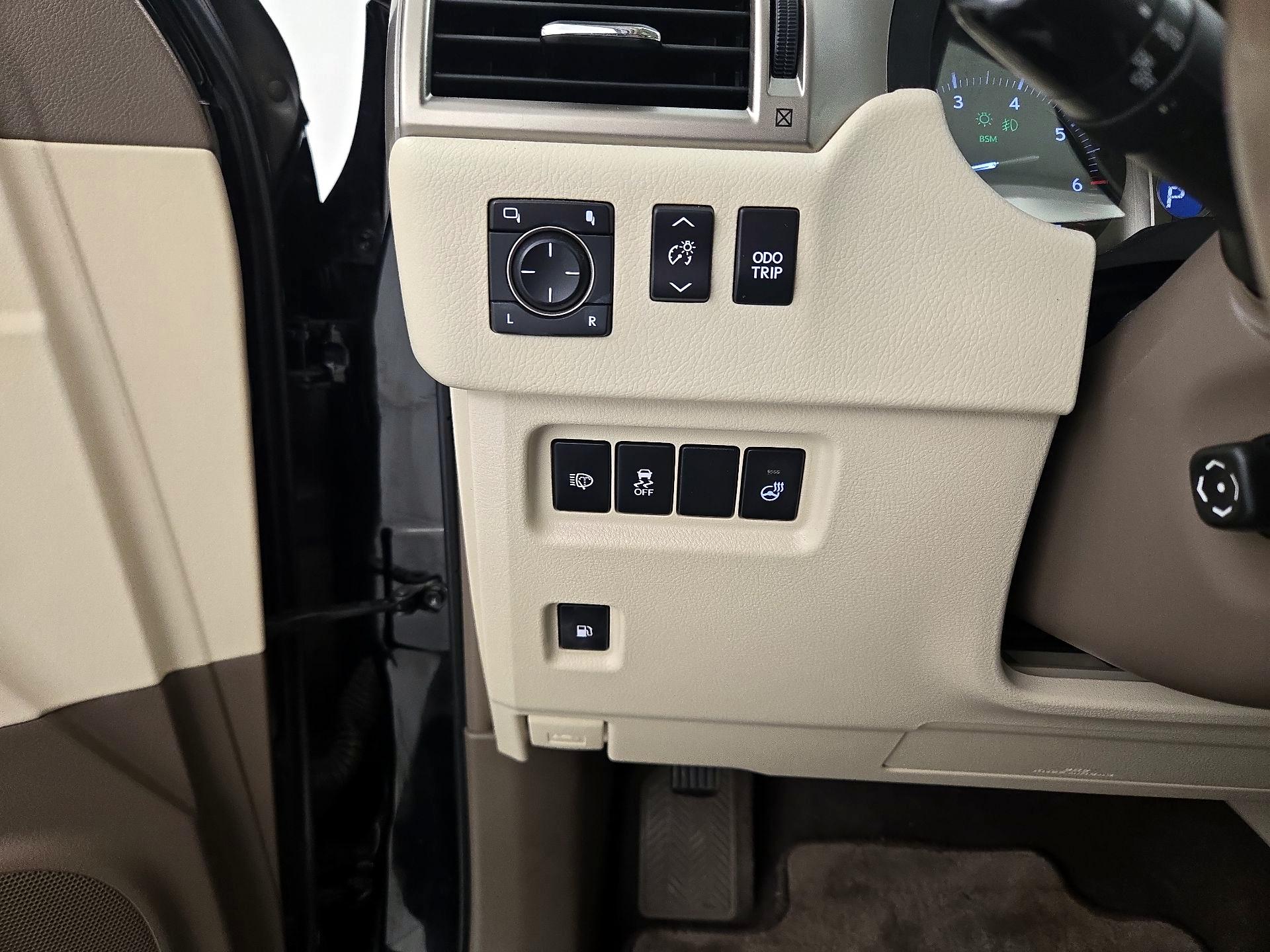 Thumbnail: 2018 Lexus GX - 13