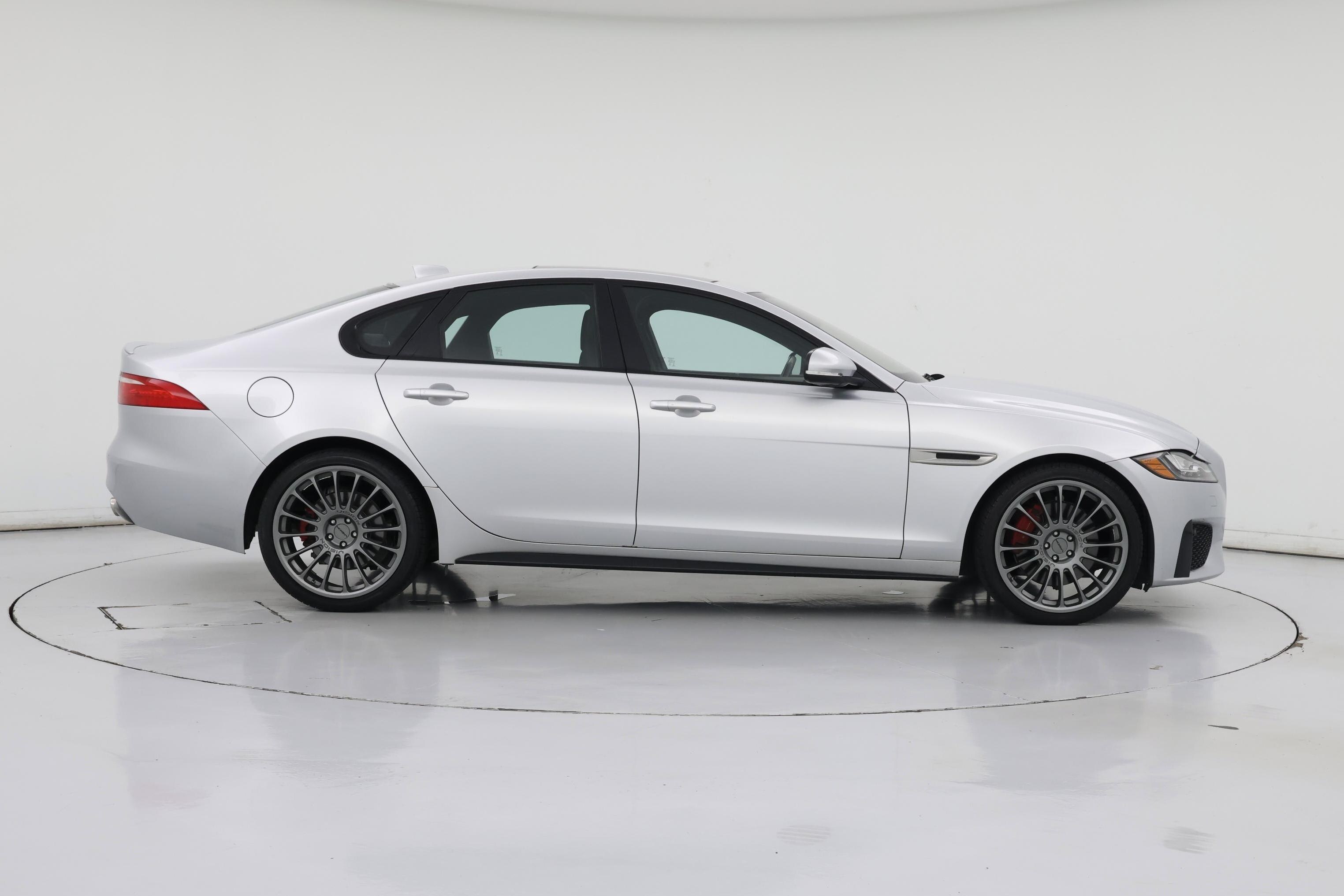 Thumbnail: 2017 Jaguar XF - 7