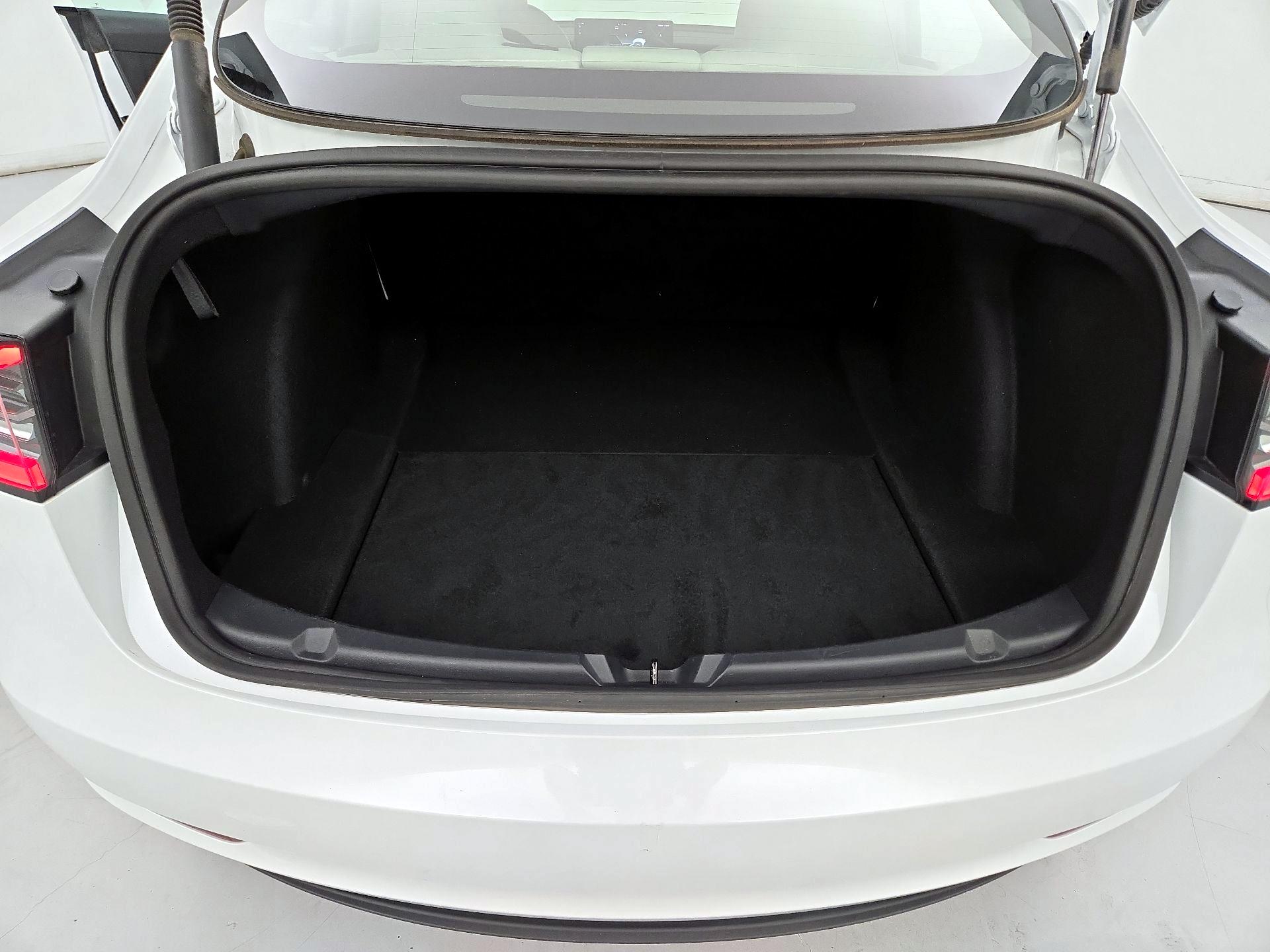 Thumbnail: 2023 Tesla Model 3 - 20