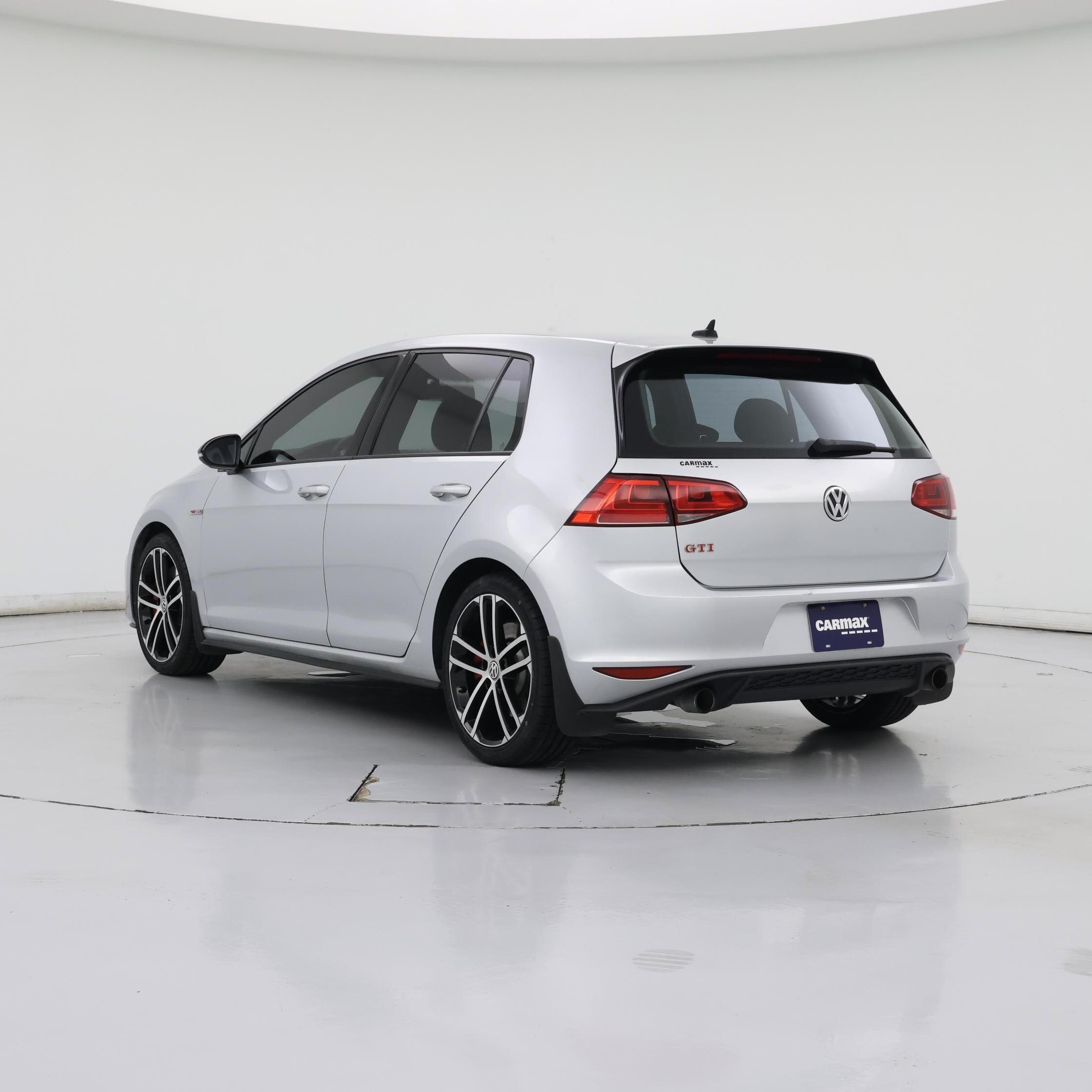 Thumbnail: 2017 Volkswagen Golf - 2