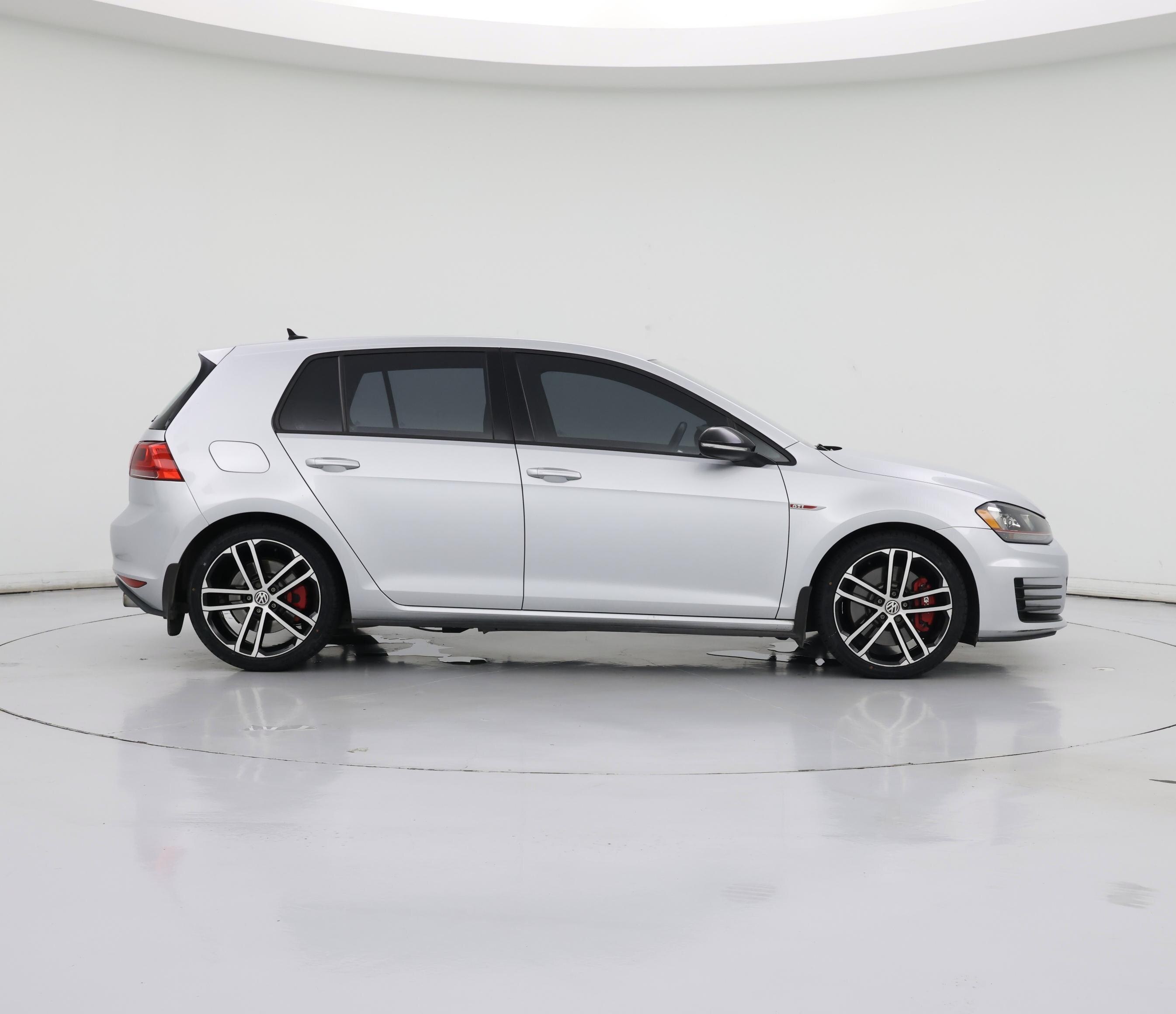 Thumbnail: 2017 Volkswagen Golf - 7