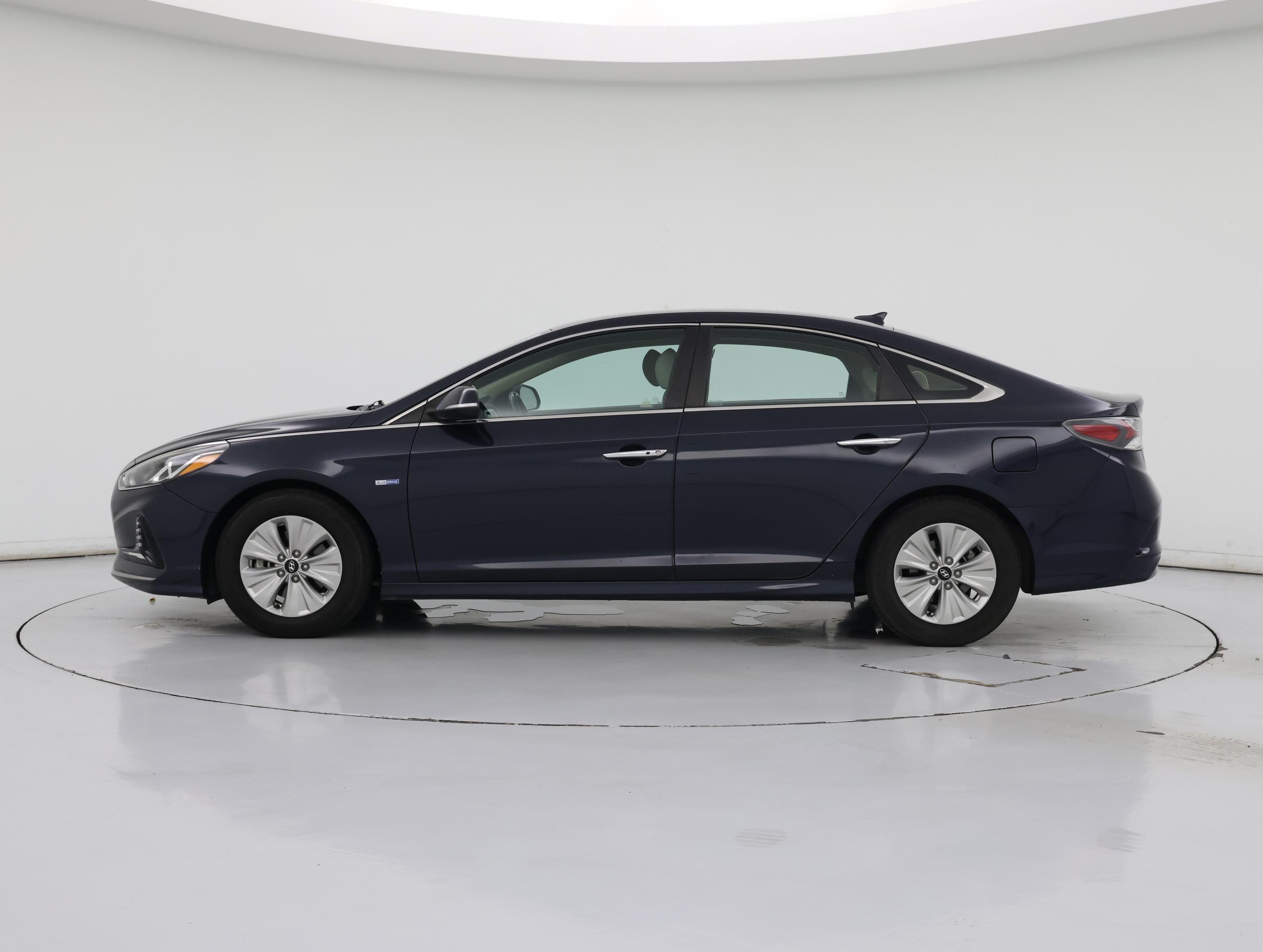 Thumbnail: 2018 Hyundai Sonata - 3