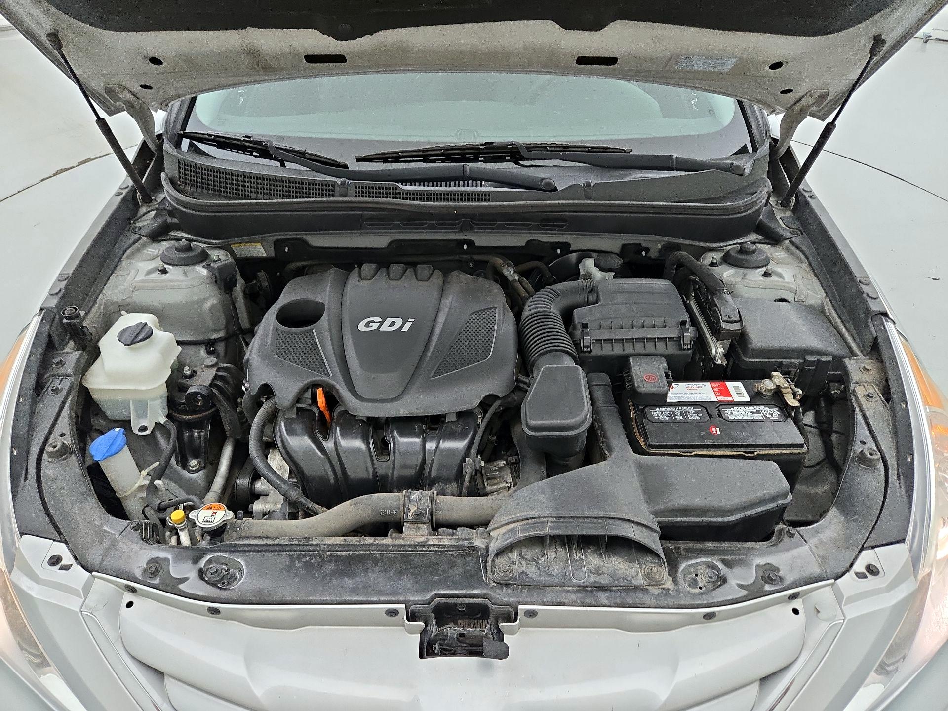 Thumbnail: 2013 Hyundai Sonata - 20