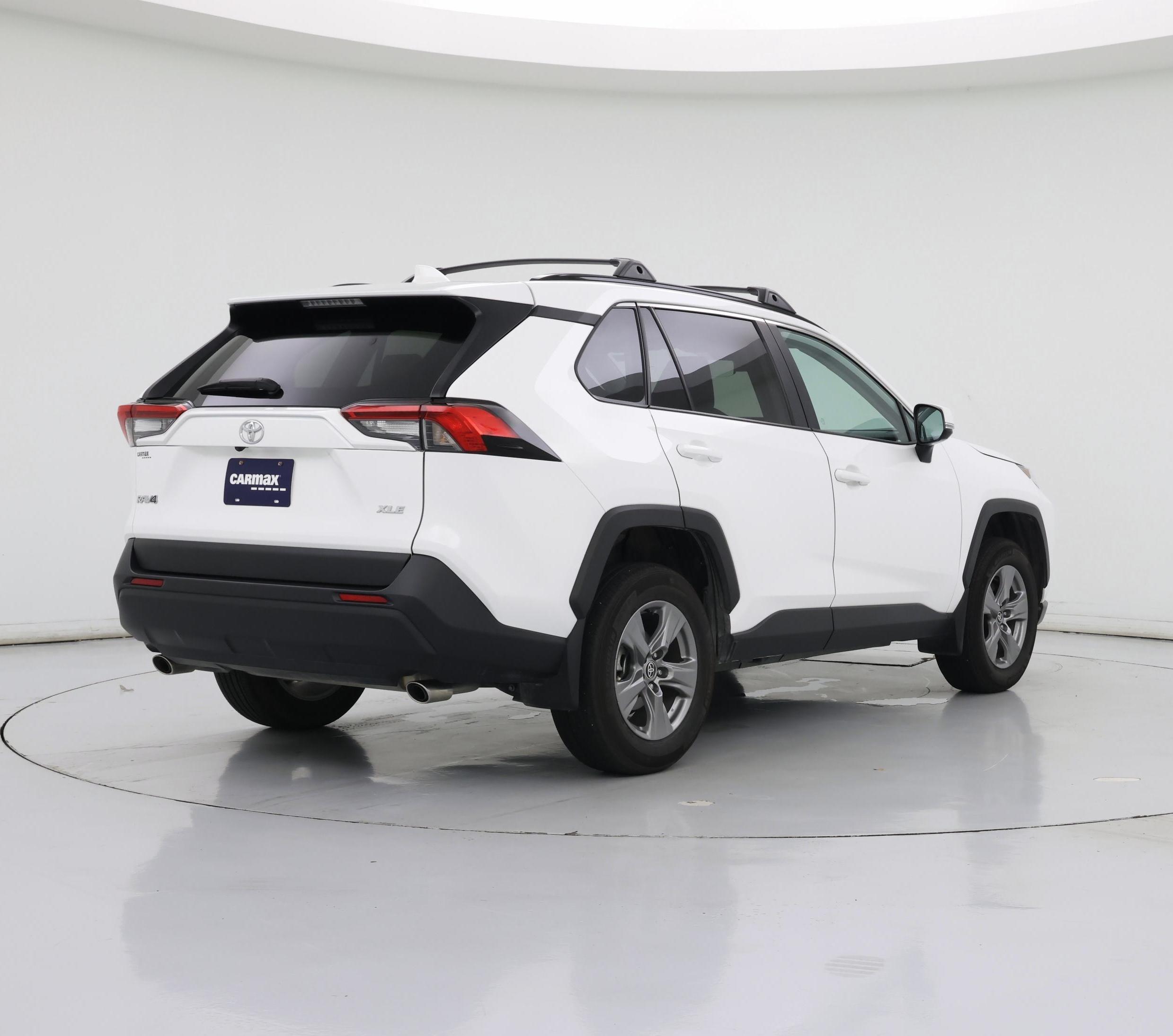 Thumbnail: 2024 Toyota RAV4 - 8