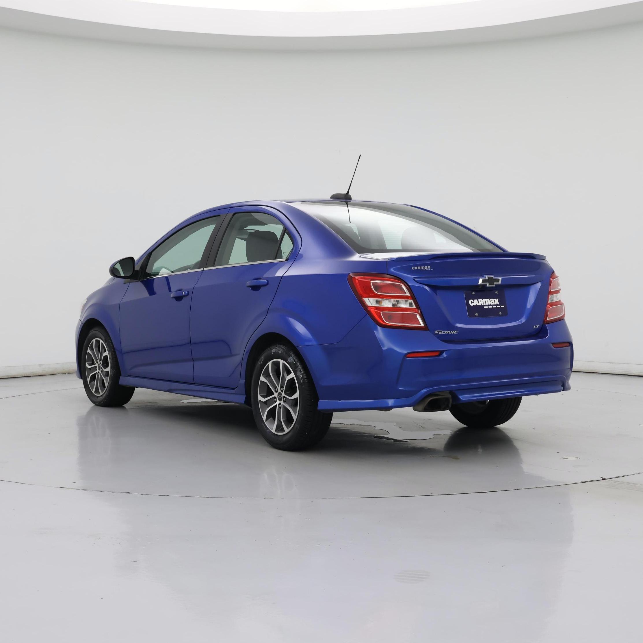 Thumbnail: 2018 Chevrolet Sonic - 2