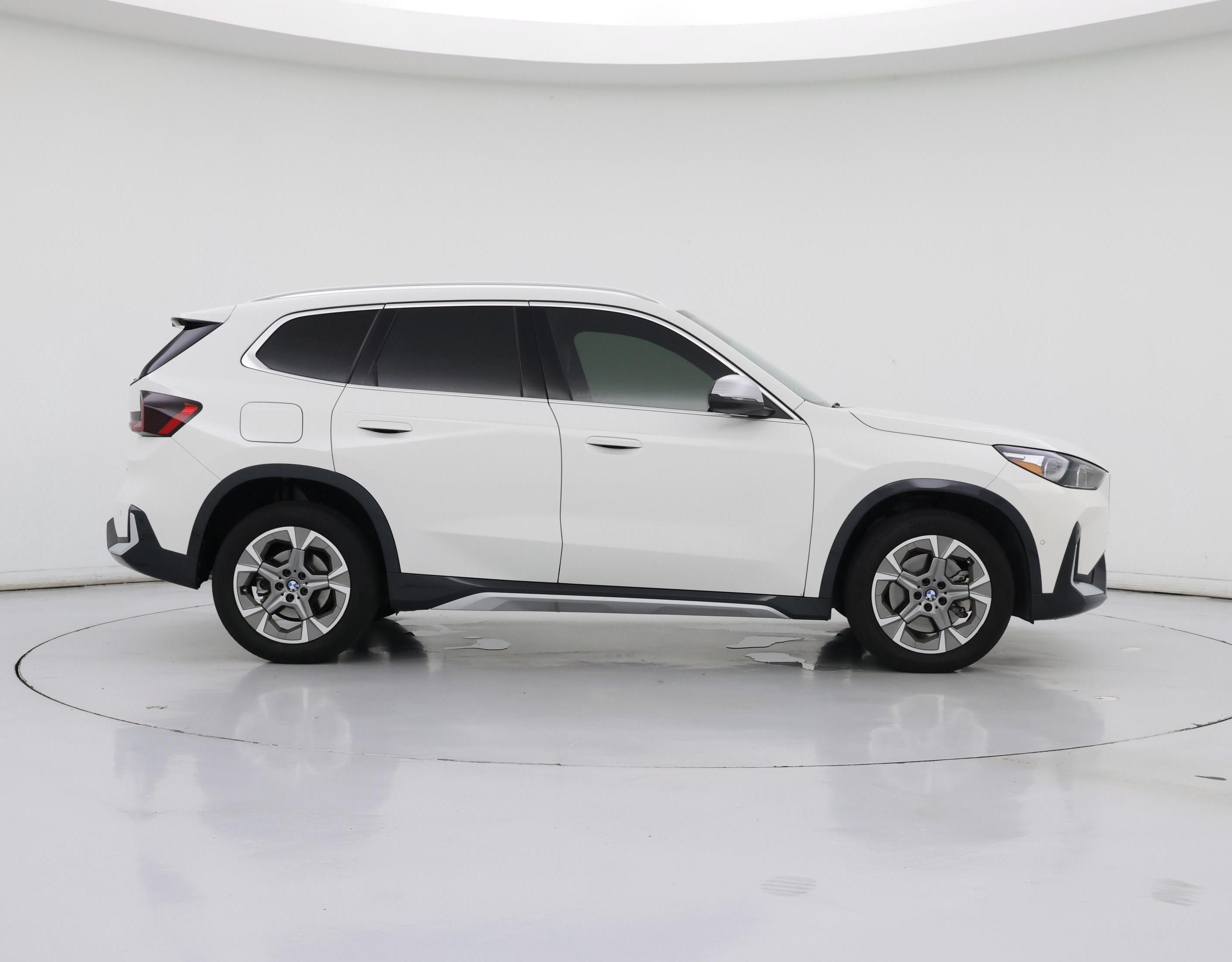 Thumbnail: 2023 BMW X1 - 7