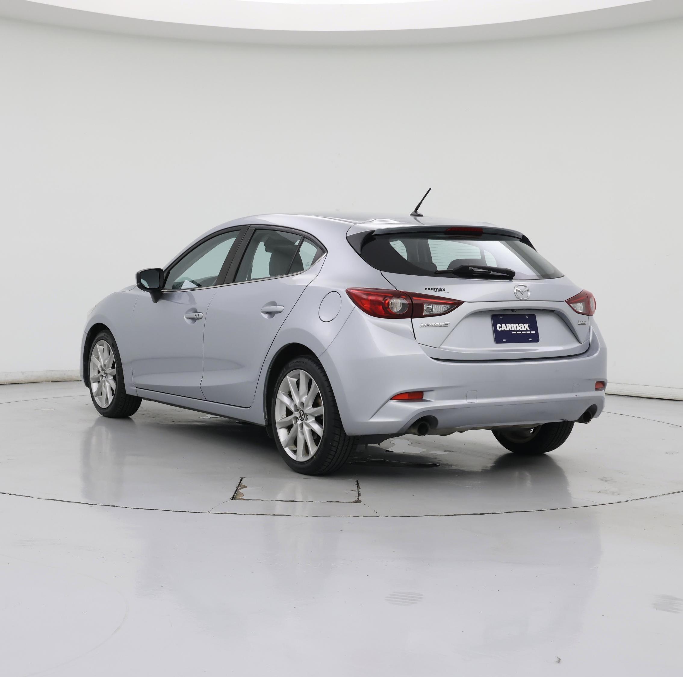Thumbnail: 2017 Mazda Mazda3 - 2
