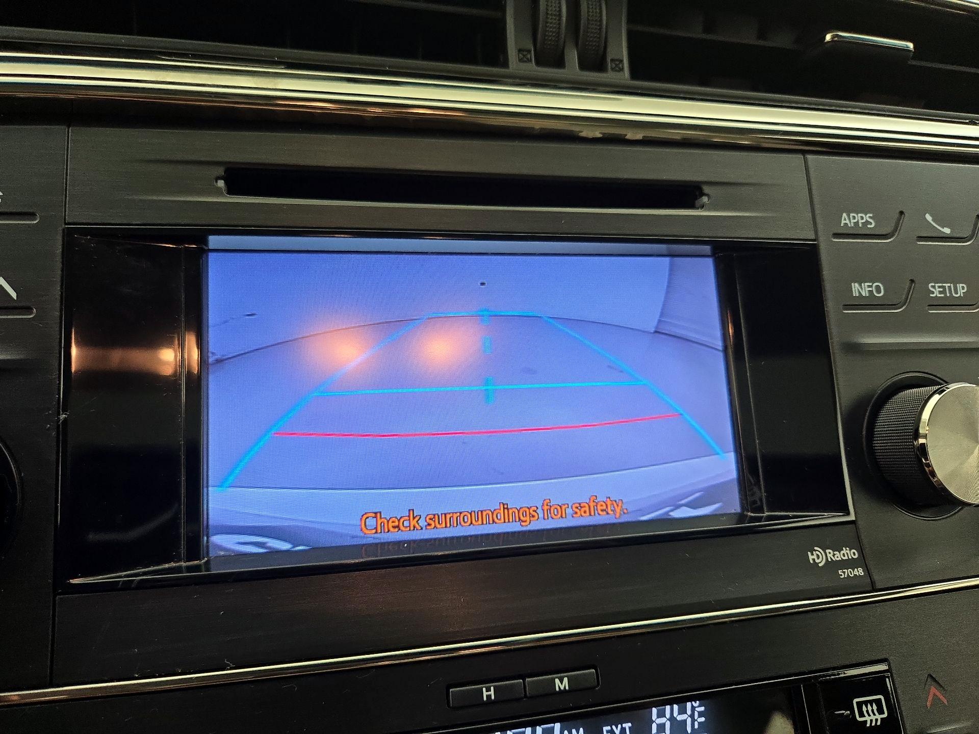Thumbnail: 2013 Toyota Avalon - 14
