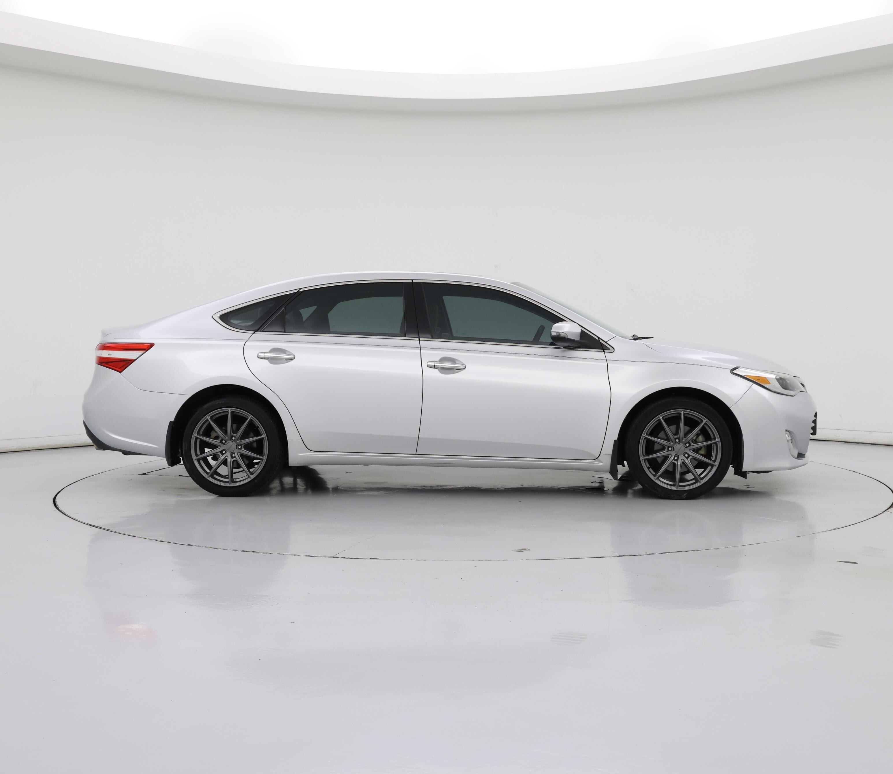 Thumbnail: 2013 Toyota Avalon - 7