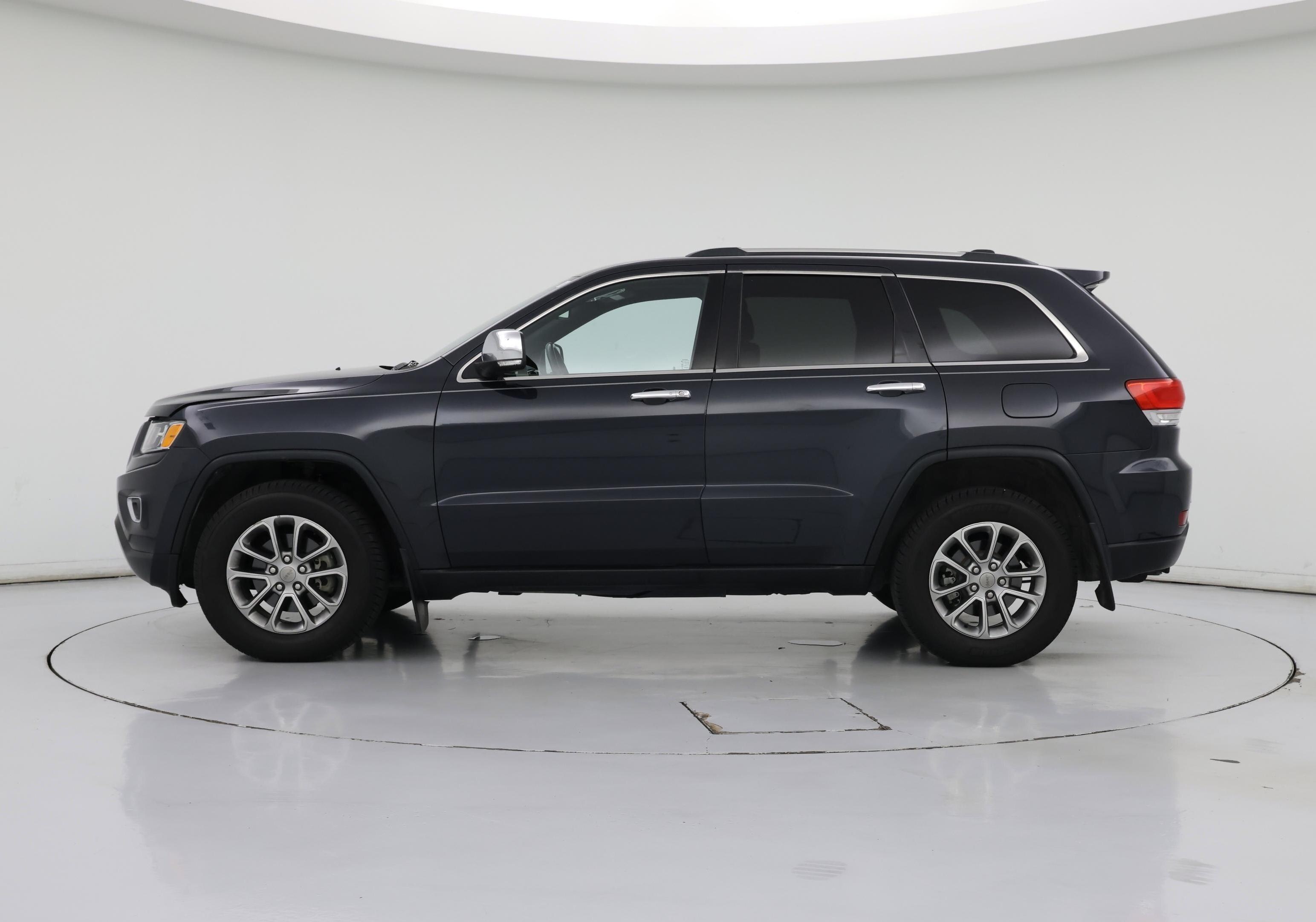 Thumbnail: 2015 Jeep Grand Cherokee - 3
