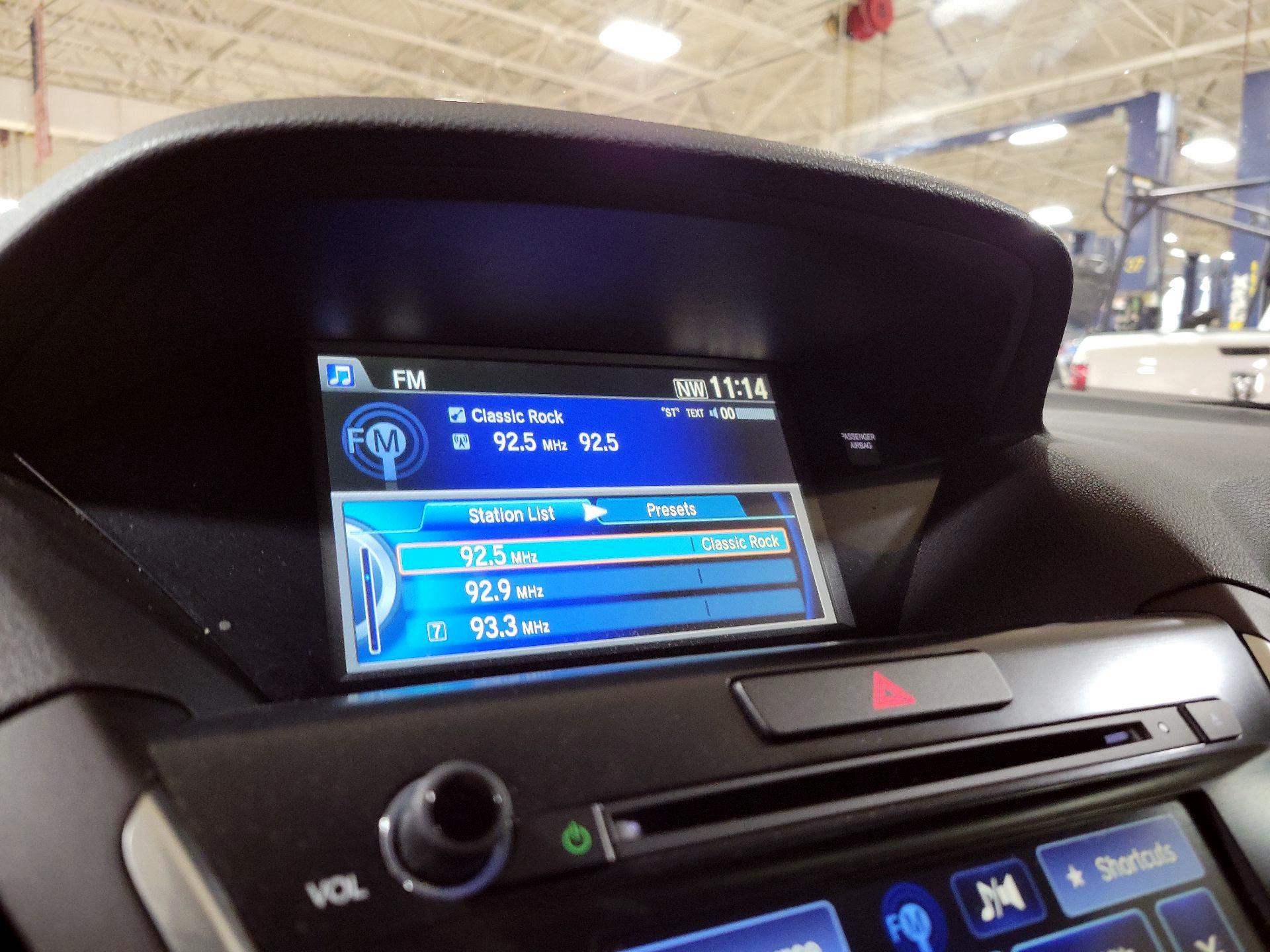 Thumbnail: 2016 Acura MDX - 15