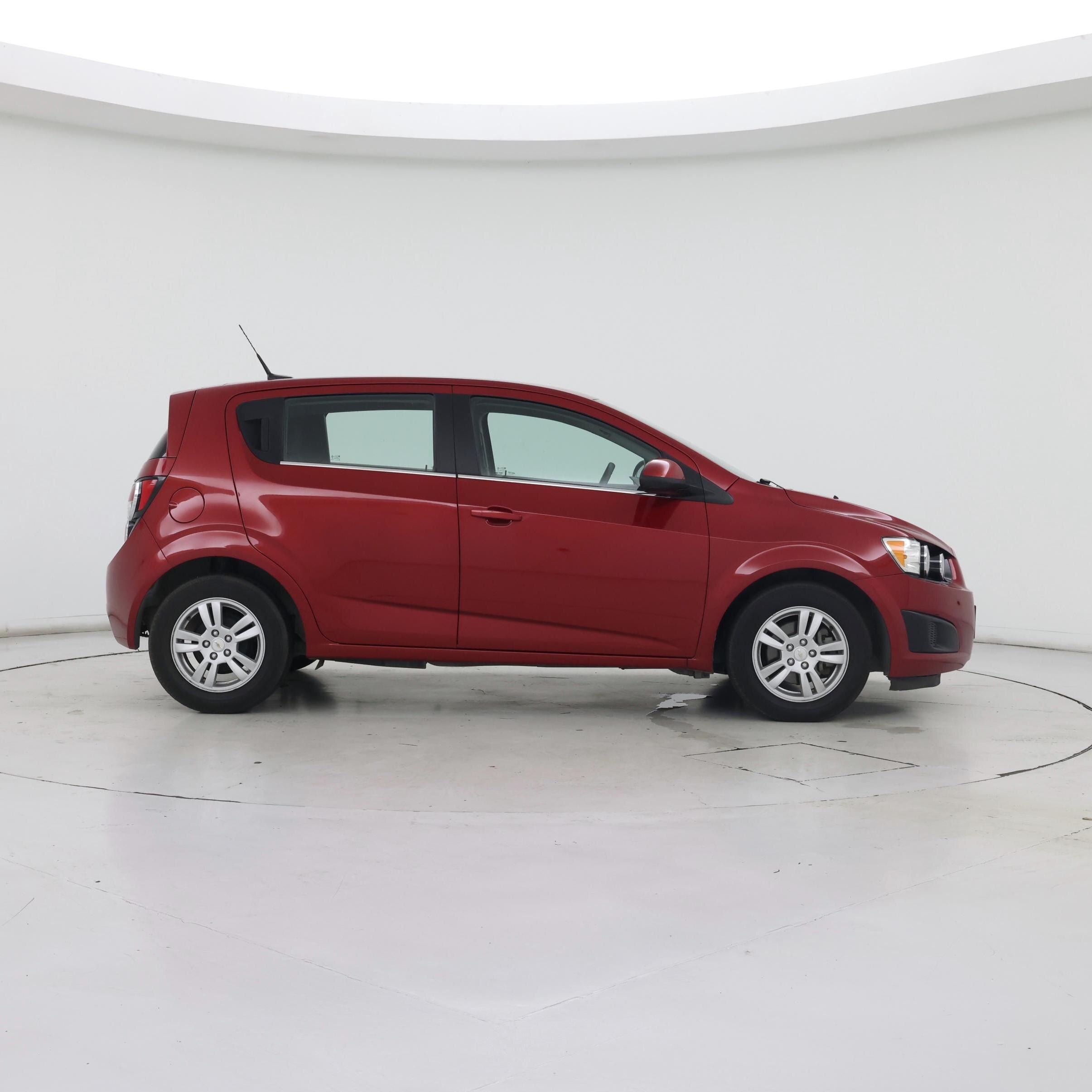 Thumbnail: 2014 Chevrolet Sonic - 7