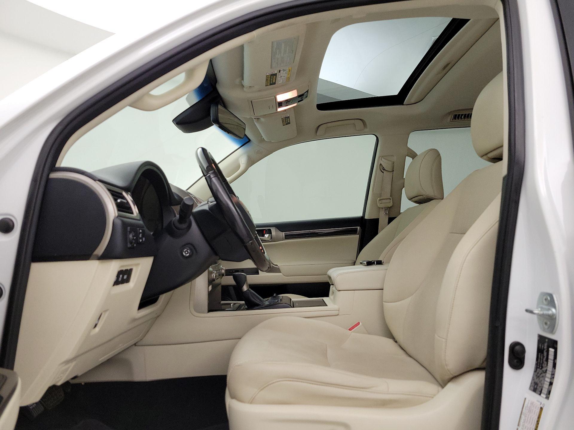 Thumbnail: 2020 Lexus GX - 11