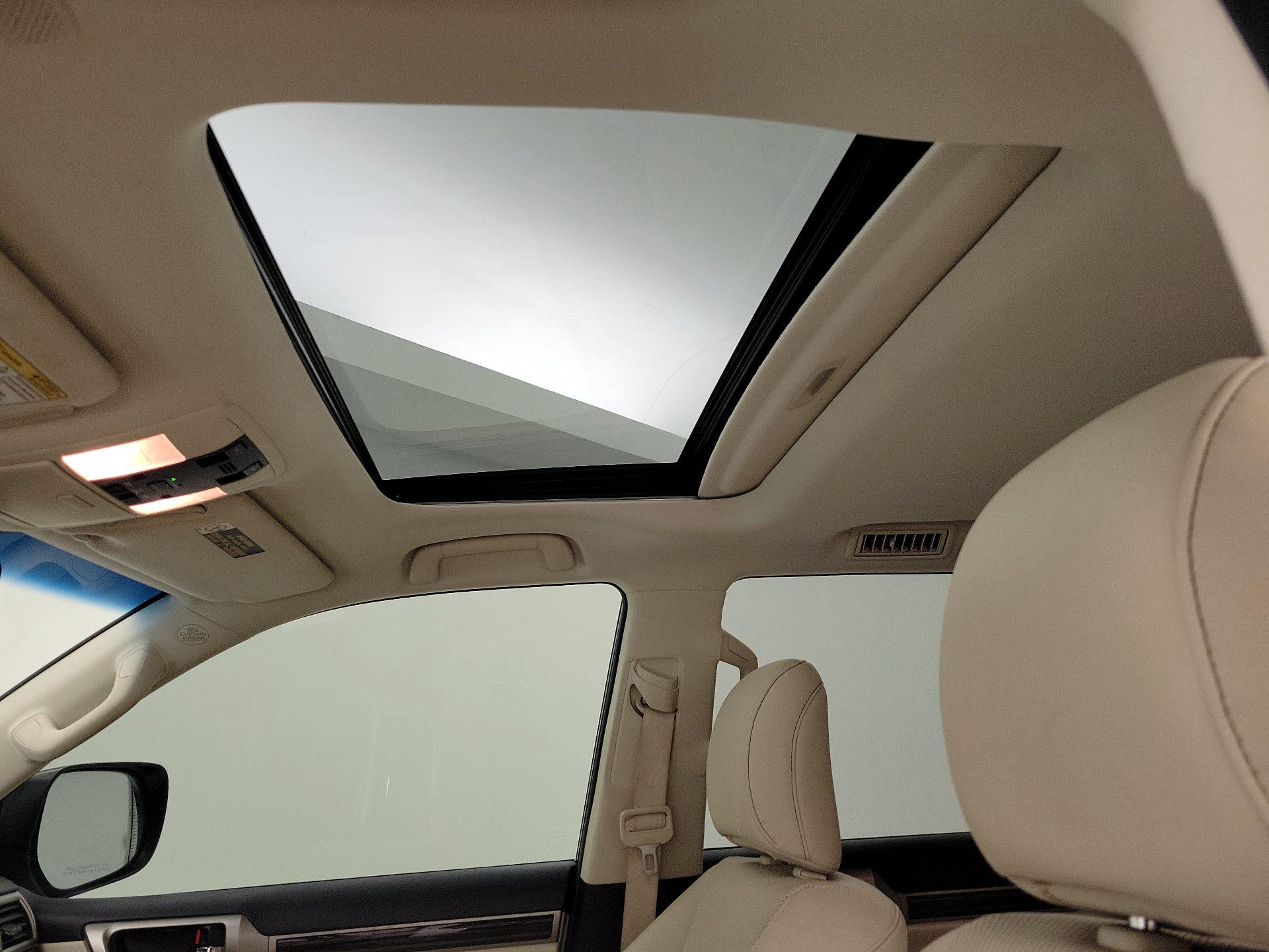 Thumbnail: 2020 Lexus GX - 18