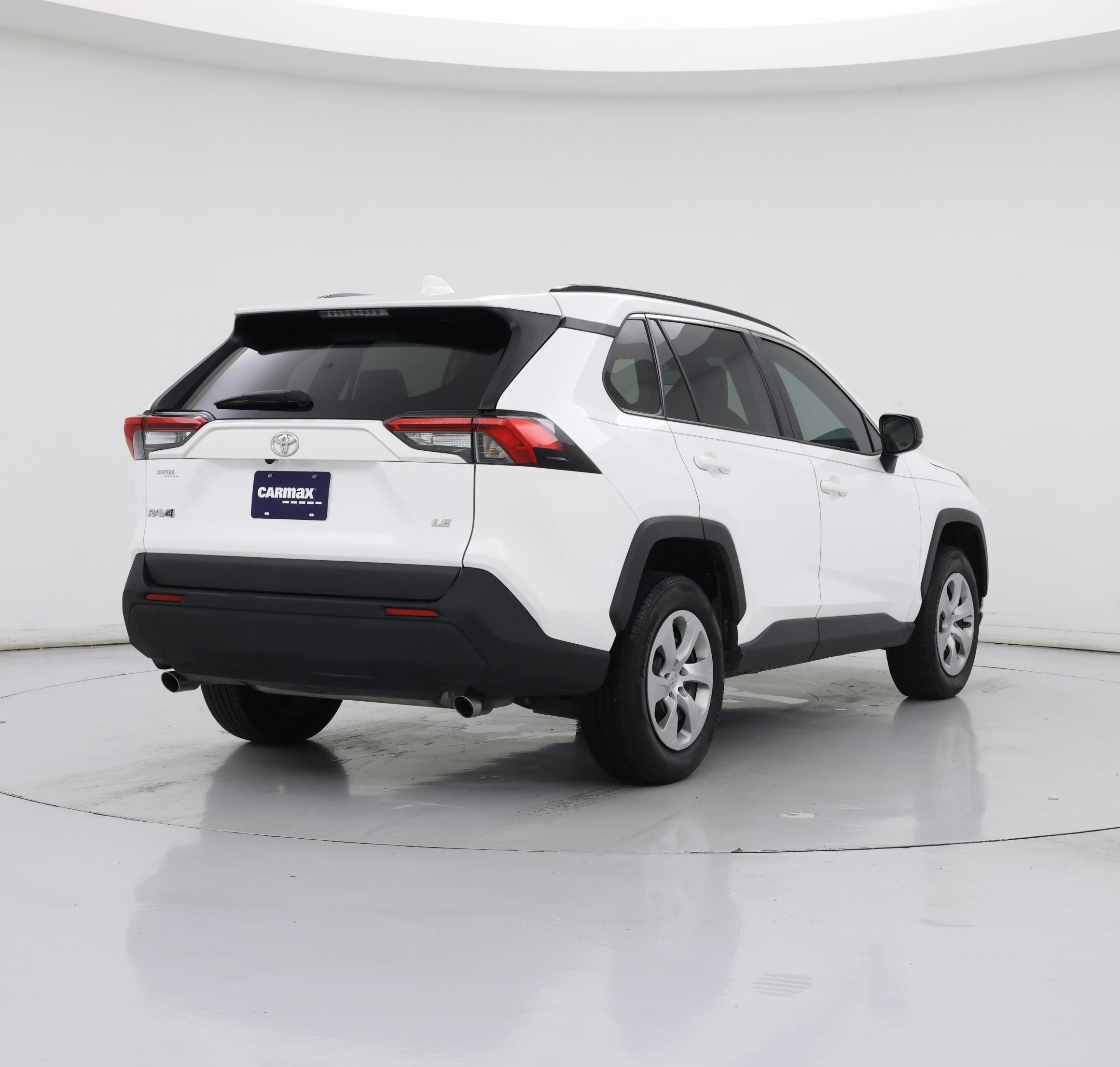 Thumbnail: 2021 Toyota RAV4 - 8