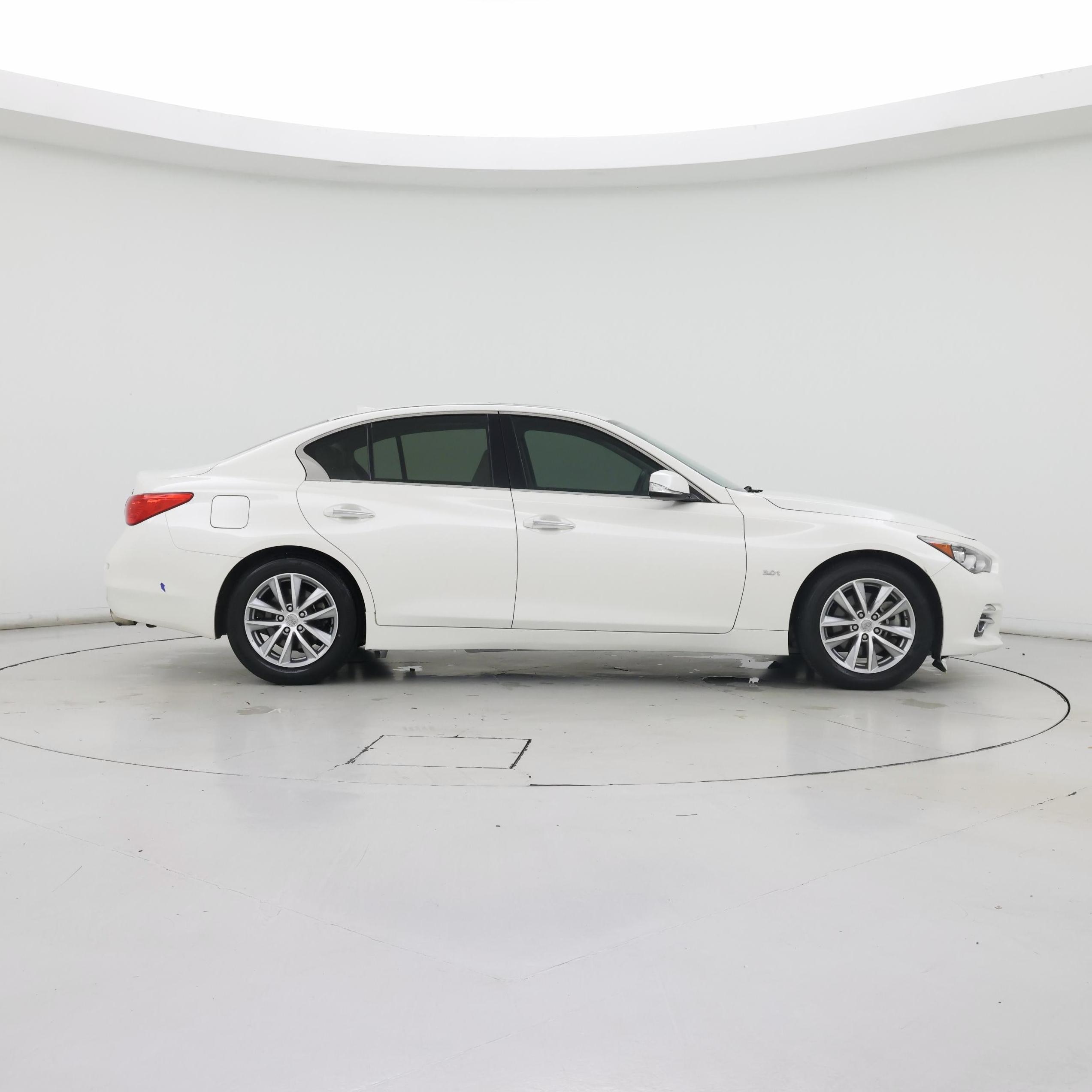 Thumbnail: 2016 INFINITI Q50 - 7