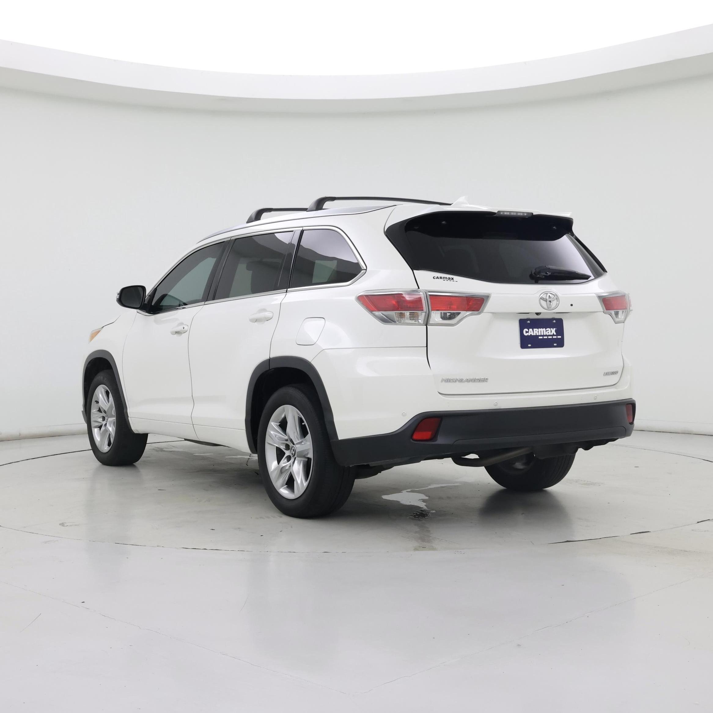 Thumbnail: 2016 Toyota Highlander - 2