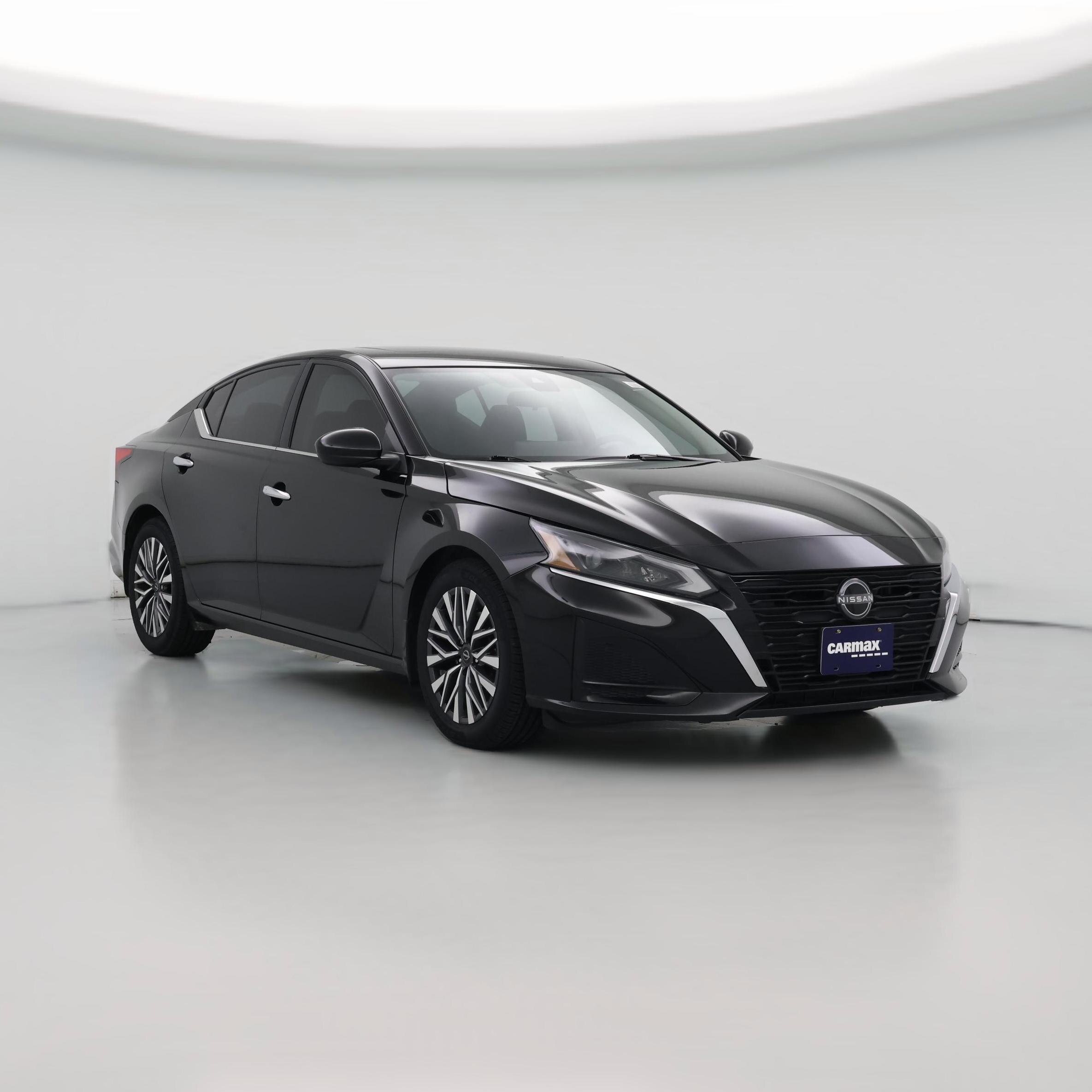 Thumbnail: 2023 Nissan Altima - 1