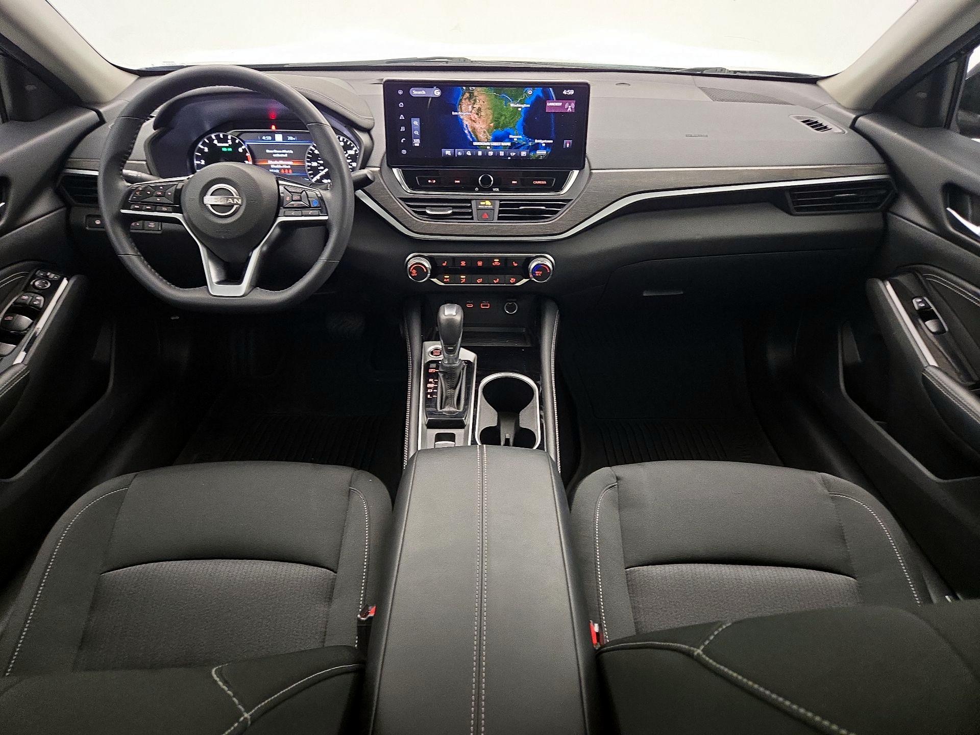 Thumbnail: 2023 Nissan Altima - 9