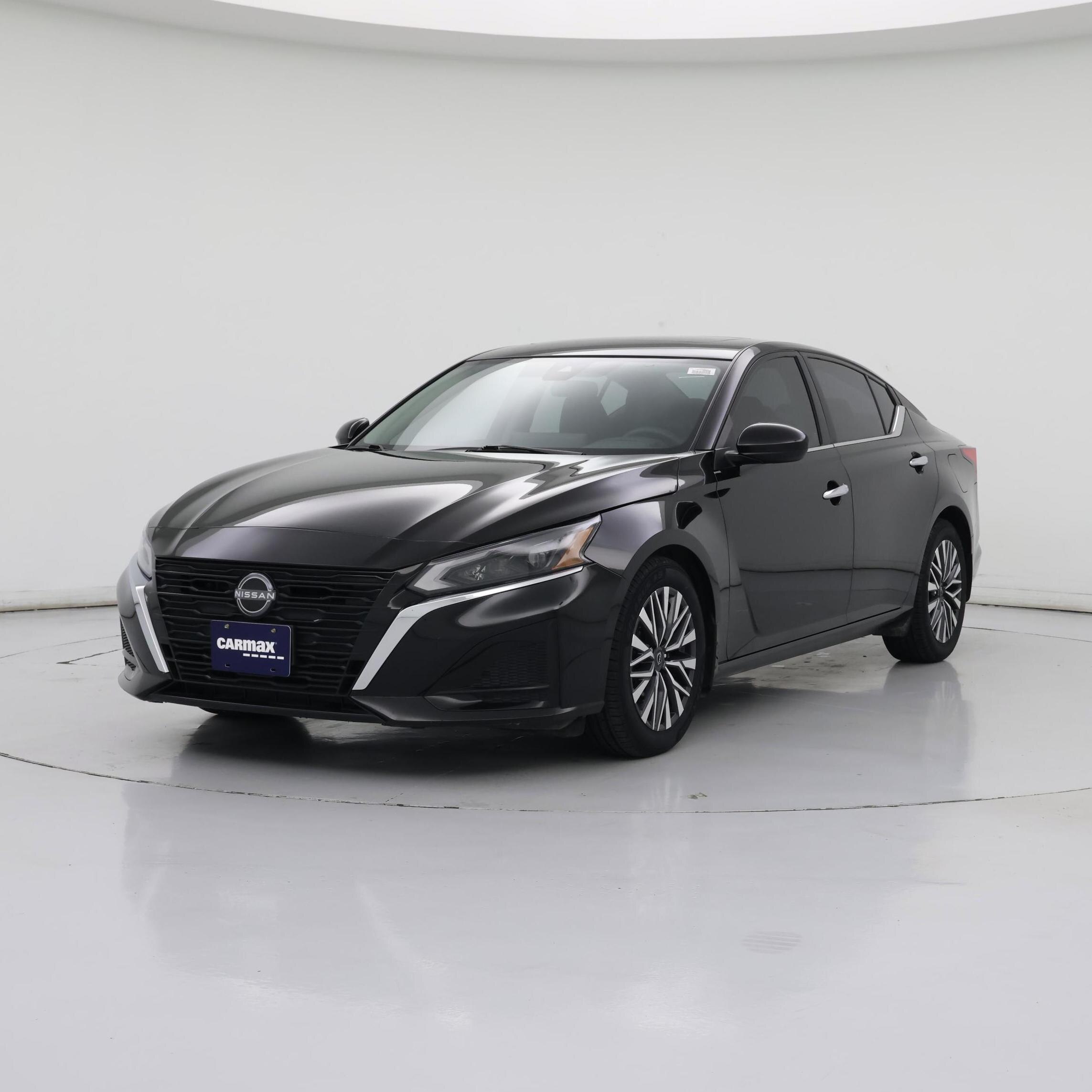 Thumbnail: 2023 Nissan Altima - 4