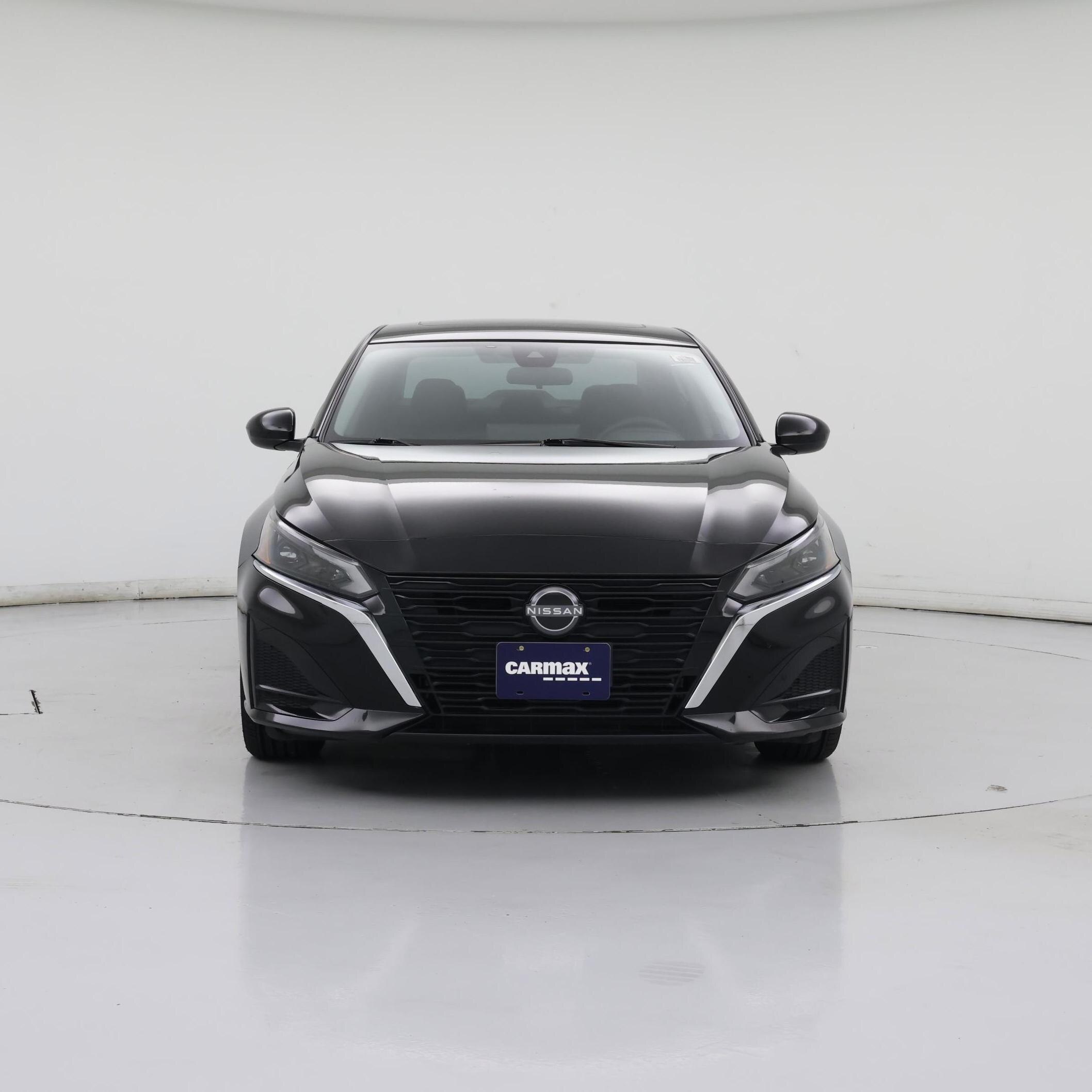 Thumbnail: 2023 Nissan Altima - 5