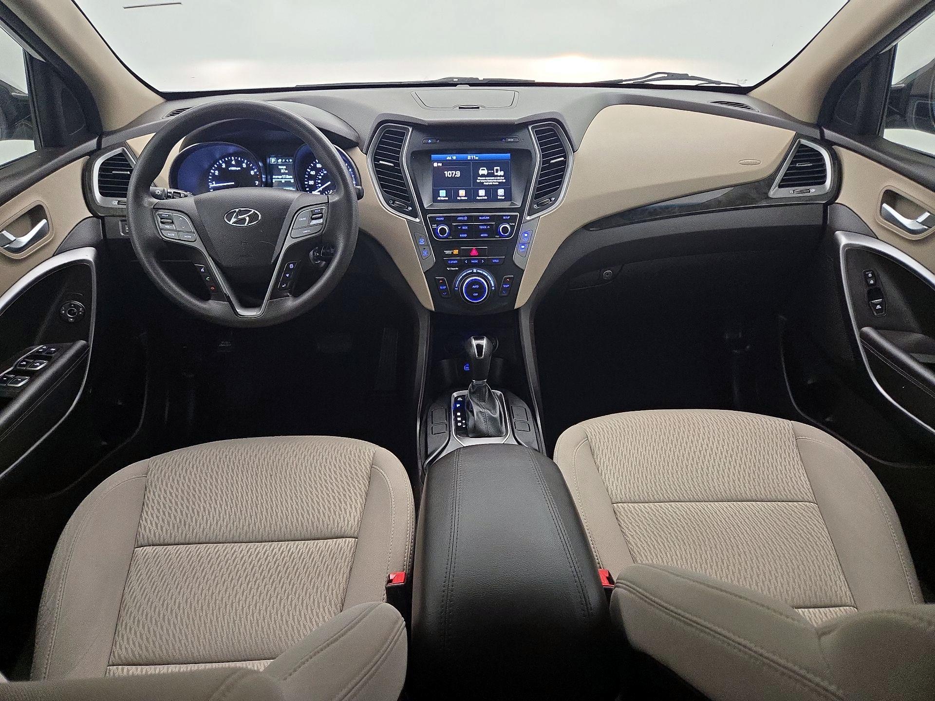 Thumbnail: 2017 Hyundai Santa Fe - 9