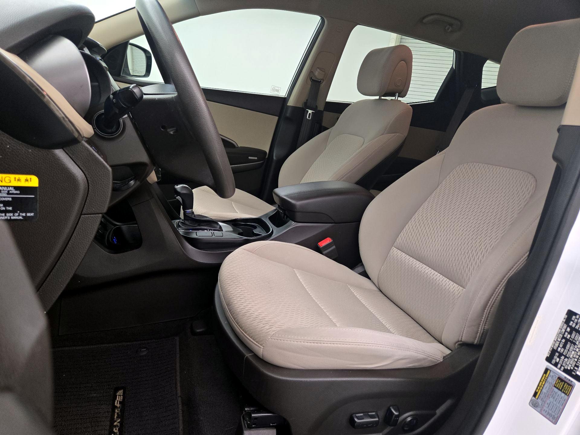Thumbnail: 2017 Hyundai Santa Fe - 11
