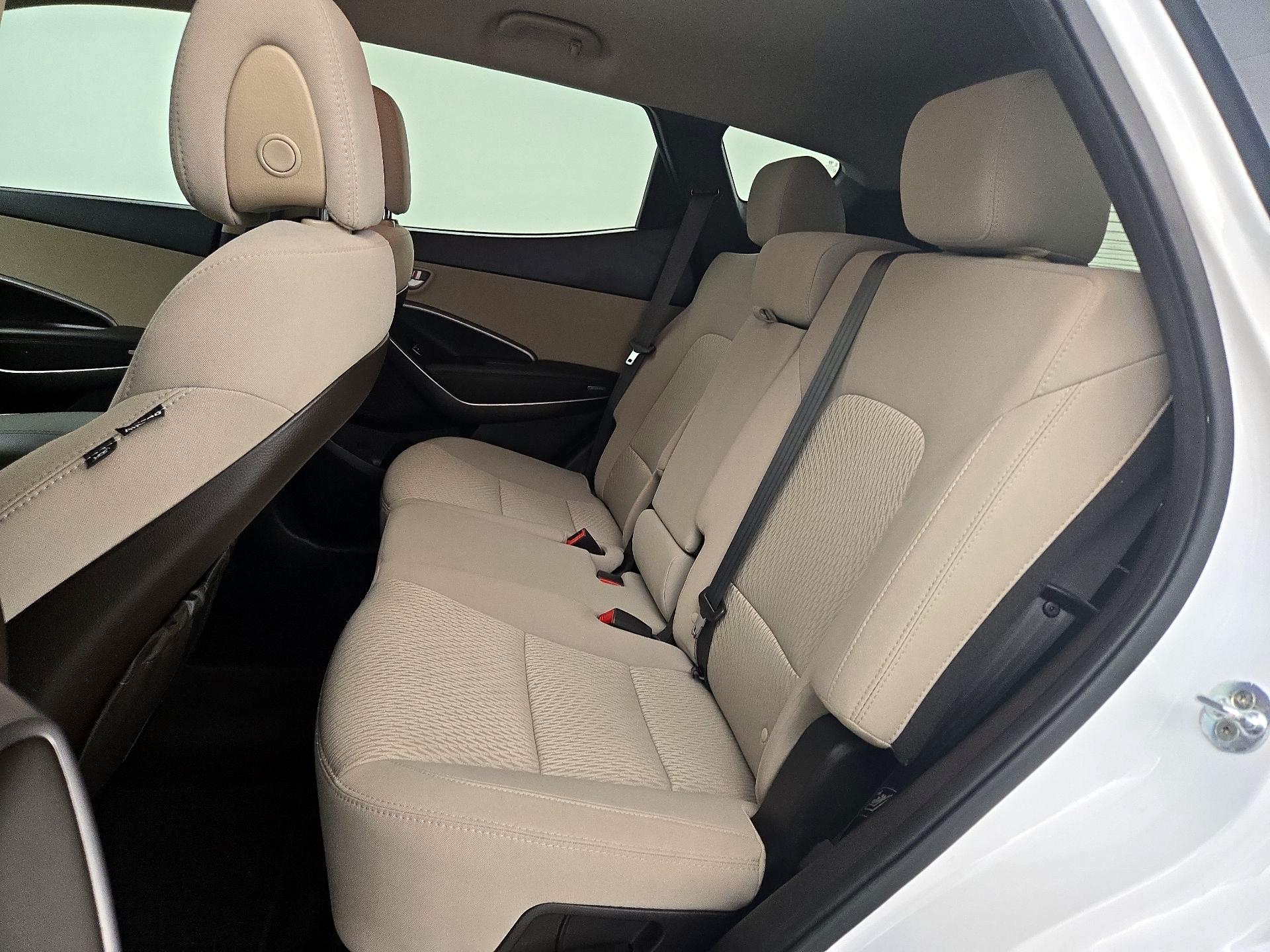 Thumbnail: 2017 Hyundai Santa Fe - 19