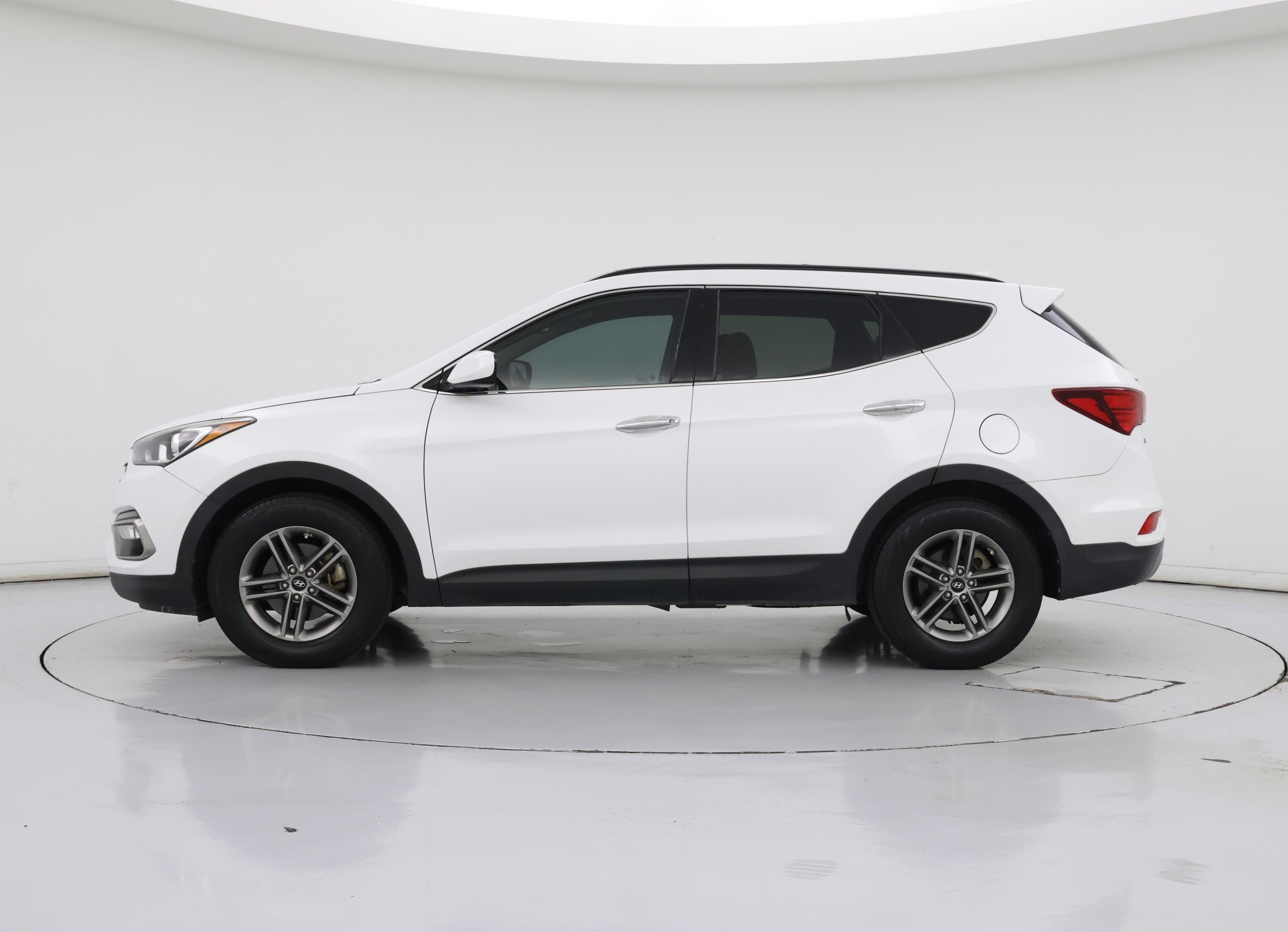 Thumbnail: 2017 Hyundai Santa Fe - 3