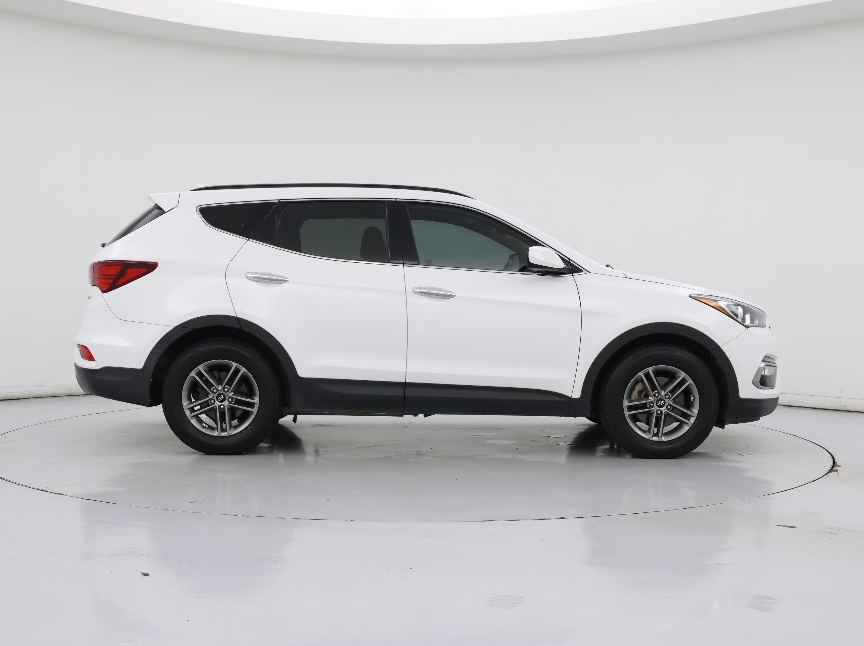 Thumbnail: 2017 Hyundai Santa Fe - 7