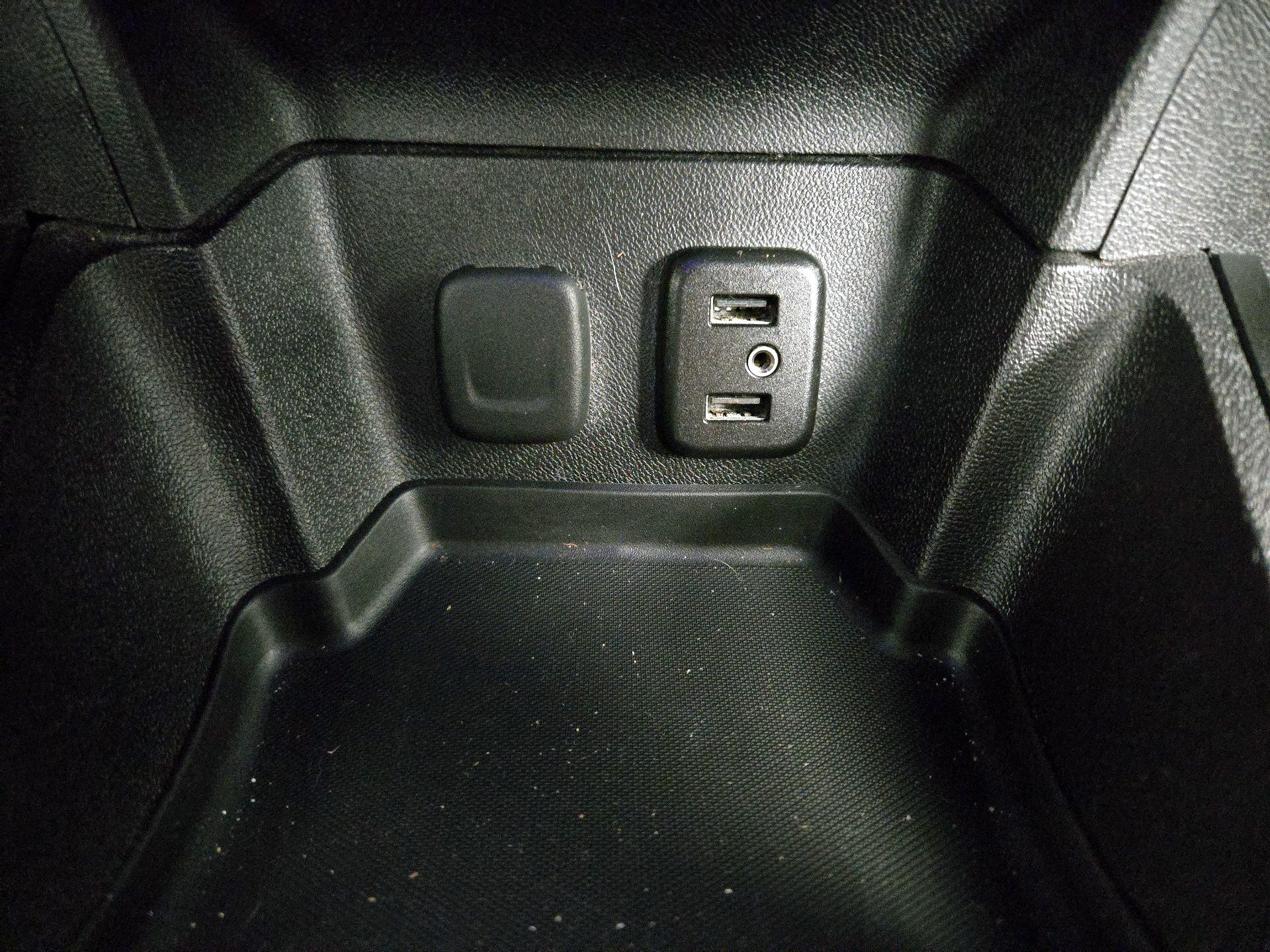 Thumbnail: 2017 Chevrolet Volt - 18