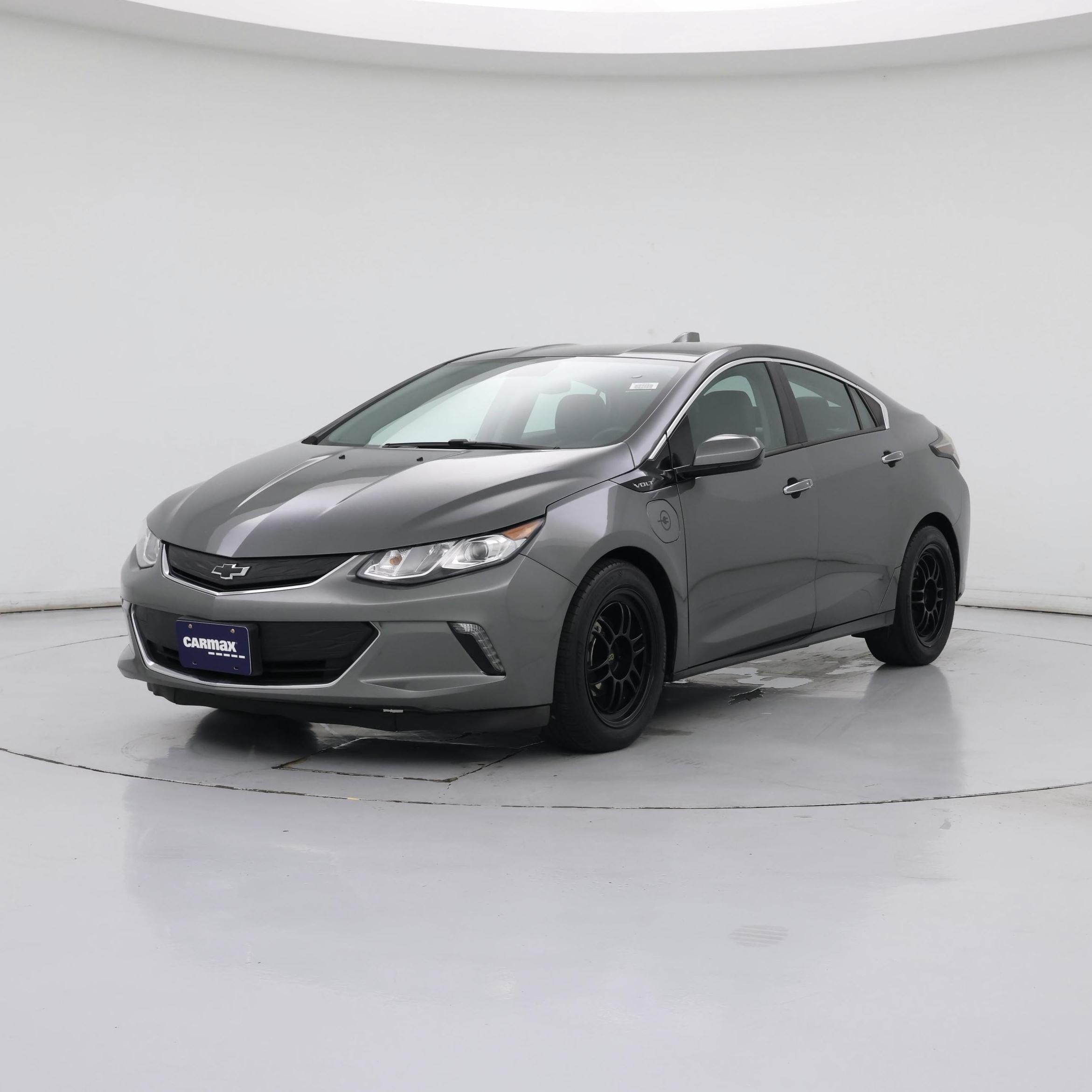 Thumbnail: 2017 Chevrolet Volt - 4
