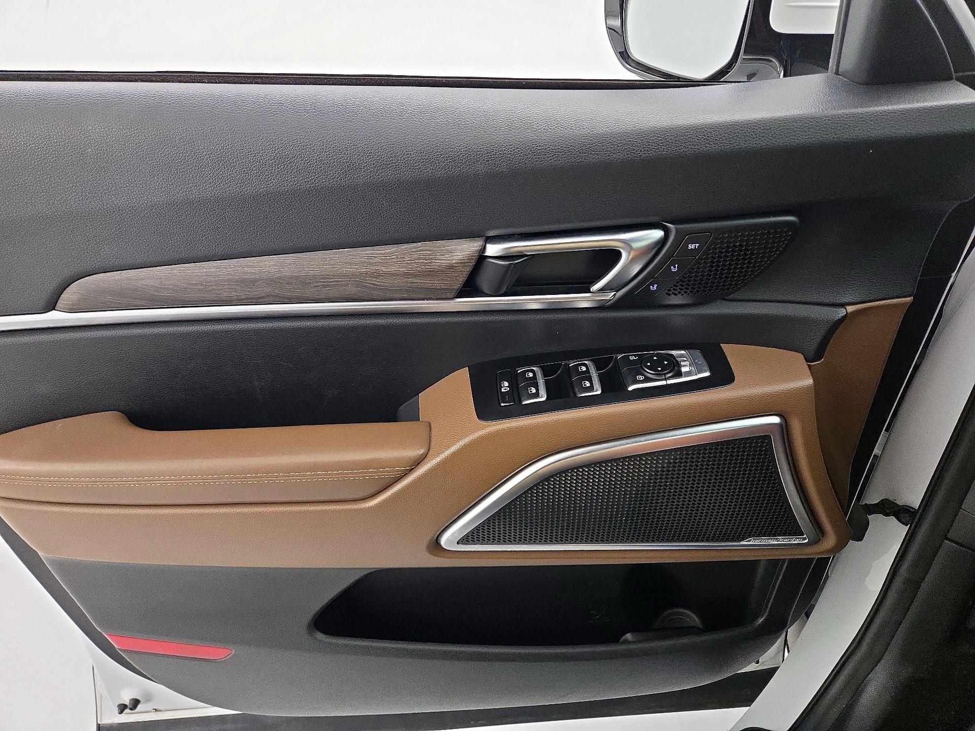 Thumbnail: 2020 Kia Telluride - 12