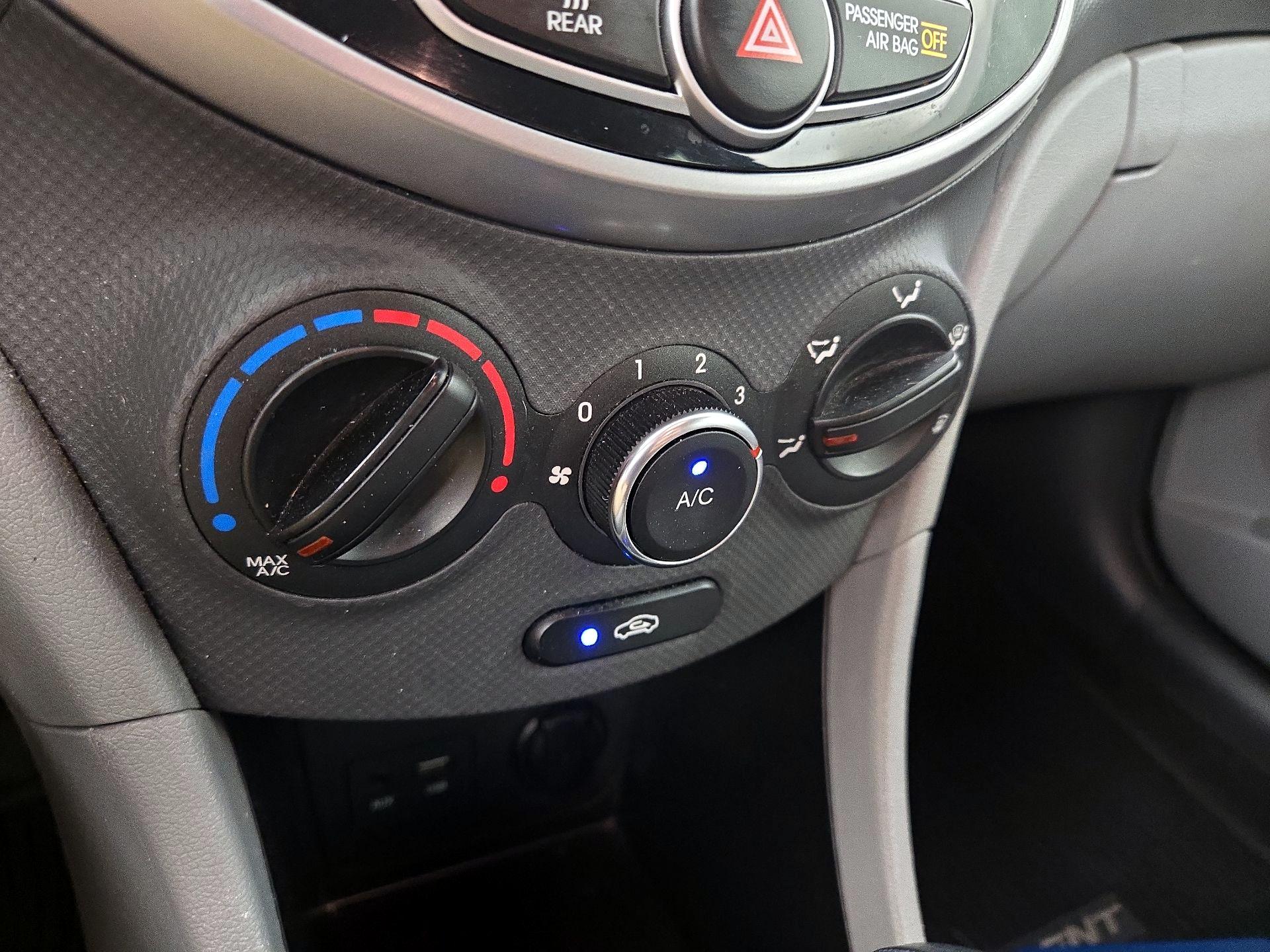 Thumbnail: 2016 Hyundai Accent - 15