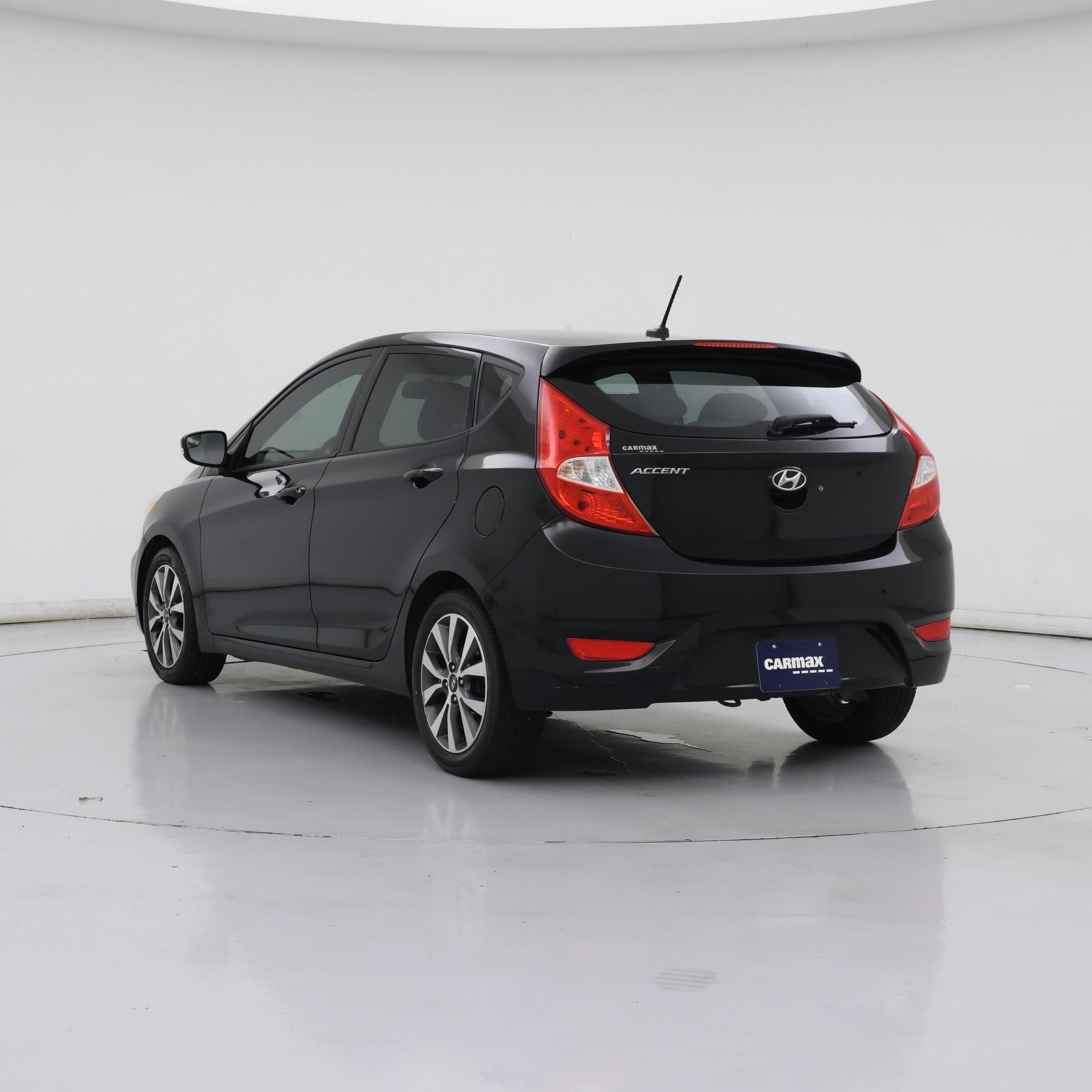 Thumbnail: 2016 Hyundai Accent - 2