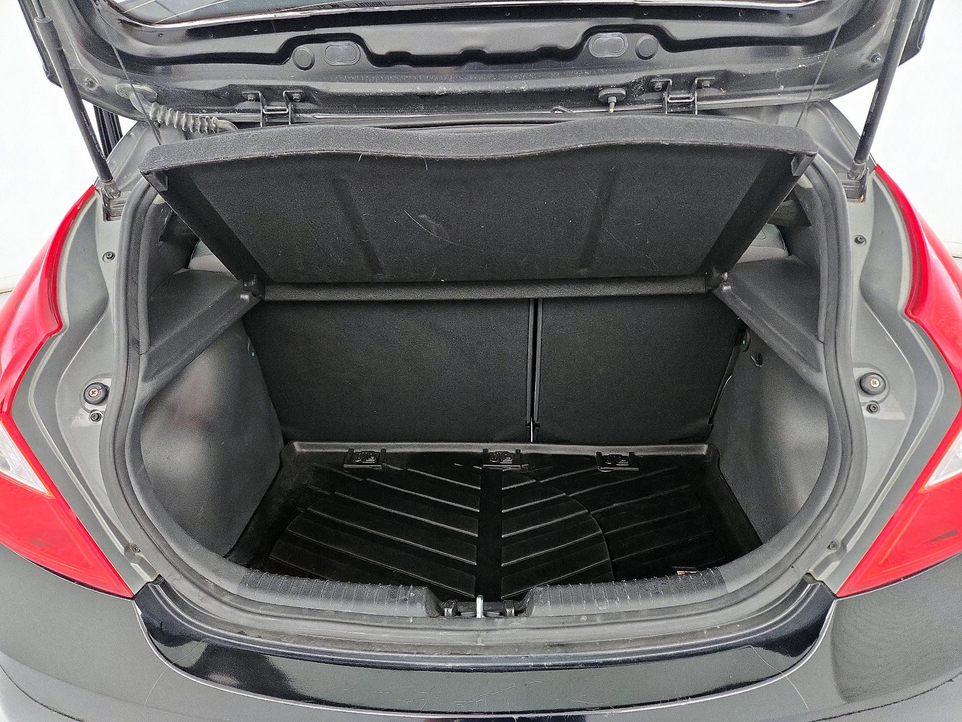 Thumbnail: 2016 Hyundai Accent - 19