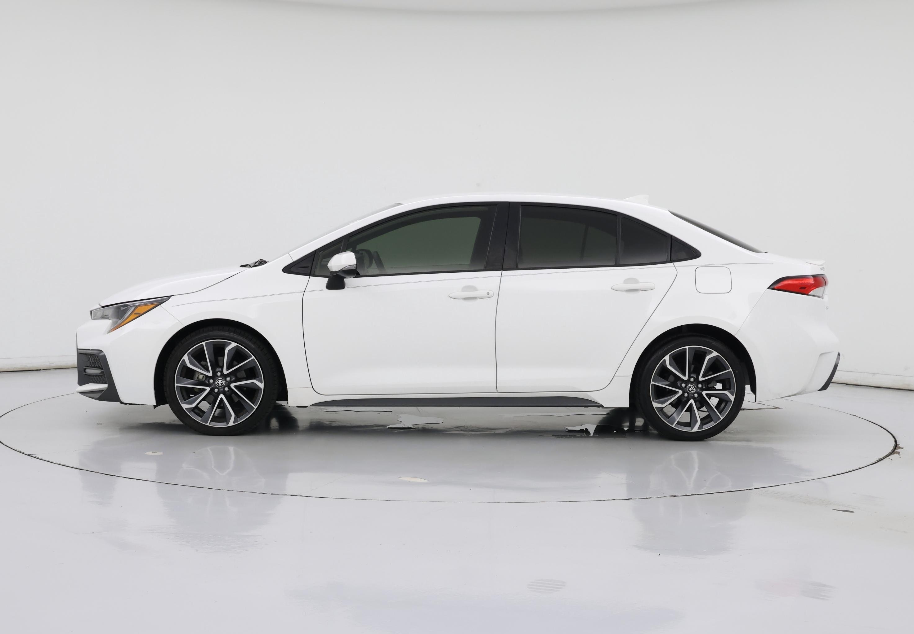 Thumbnail: 2022 Toyota Corolla - 3