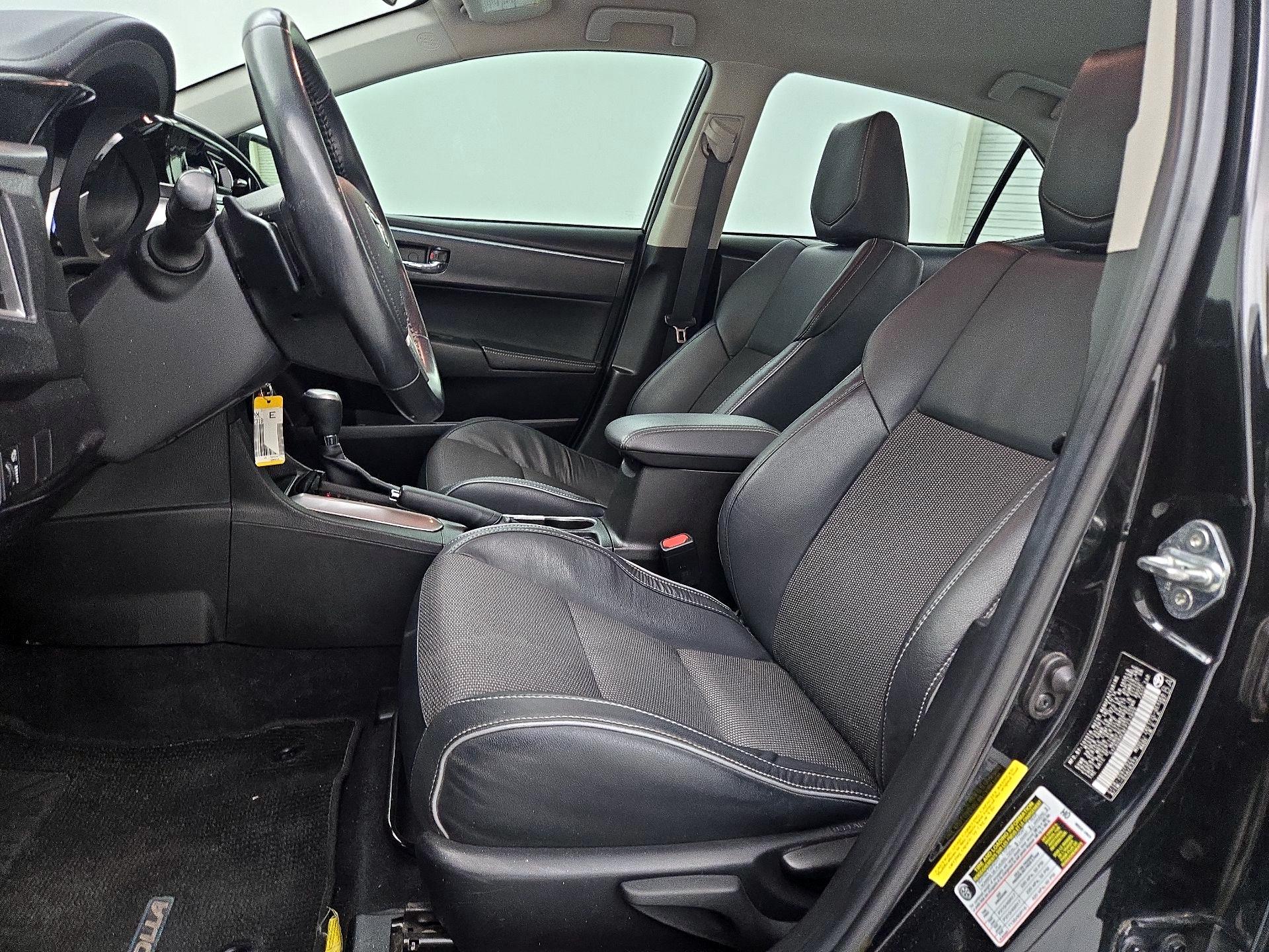 Thumbnail: 2015 Toyota Corolla - 11