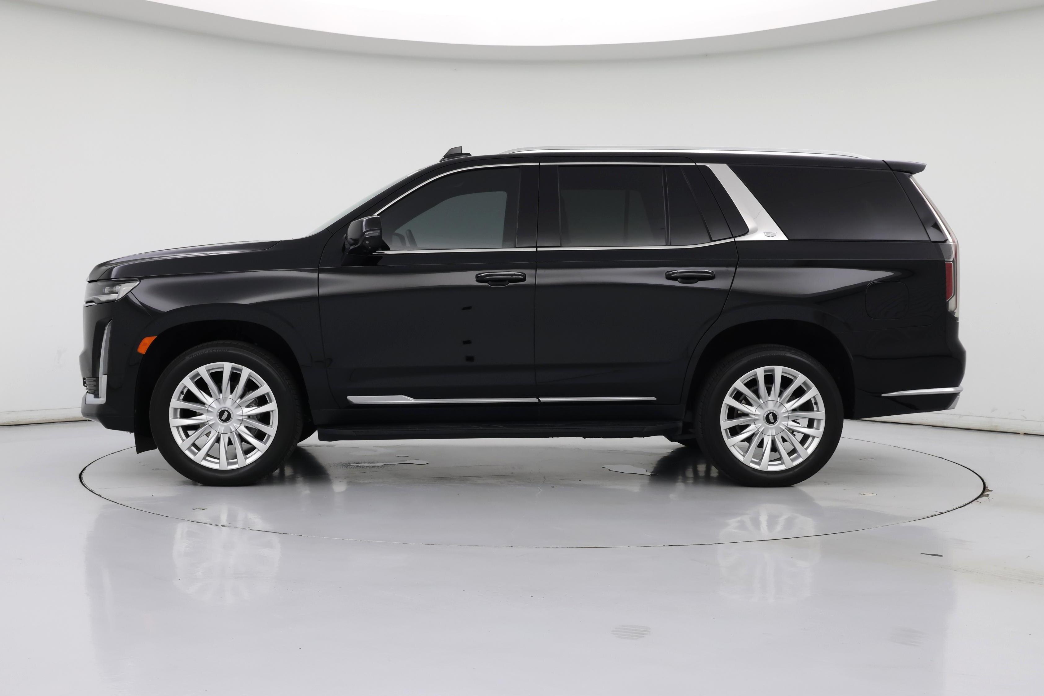Thumbnail: 2023 Cadillac Escalade - 3