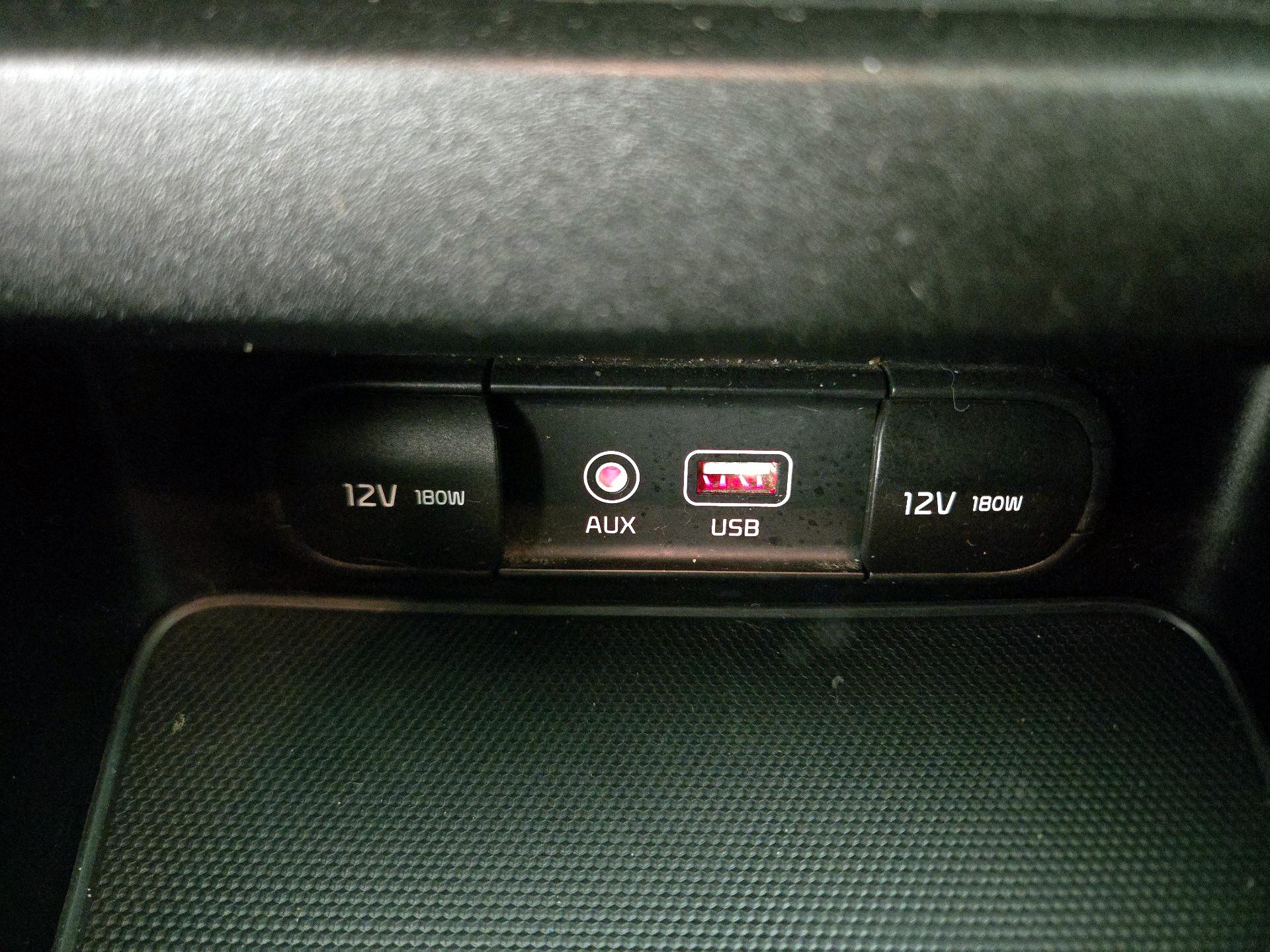 Thumbnail: 2019 Kia Forte - 18