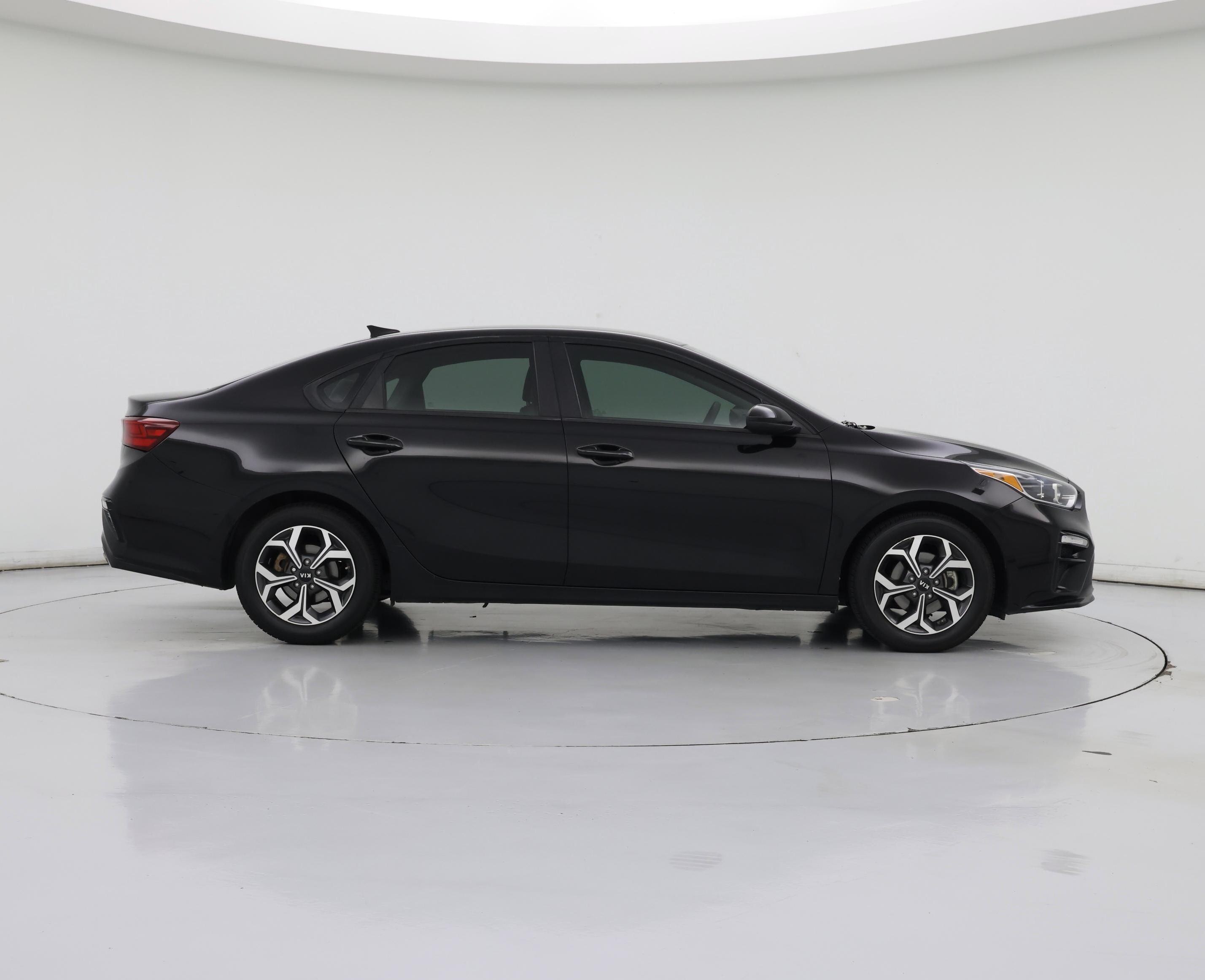 Thumbnail: 2019 Kia Forte - 7